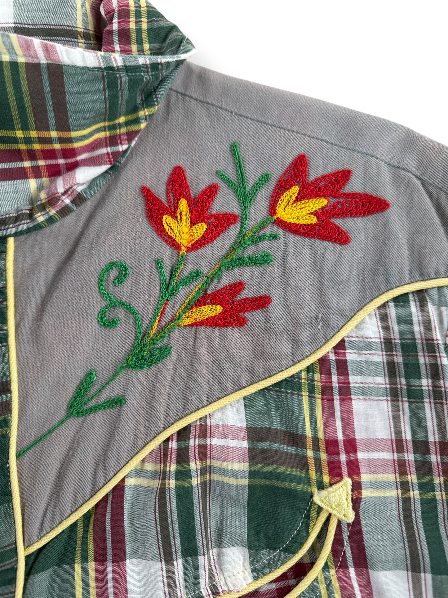 Embroidery on Vintage California Ranchwear Plaid Pearl Snap SZ L