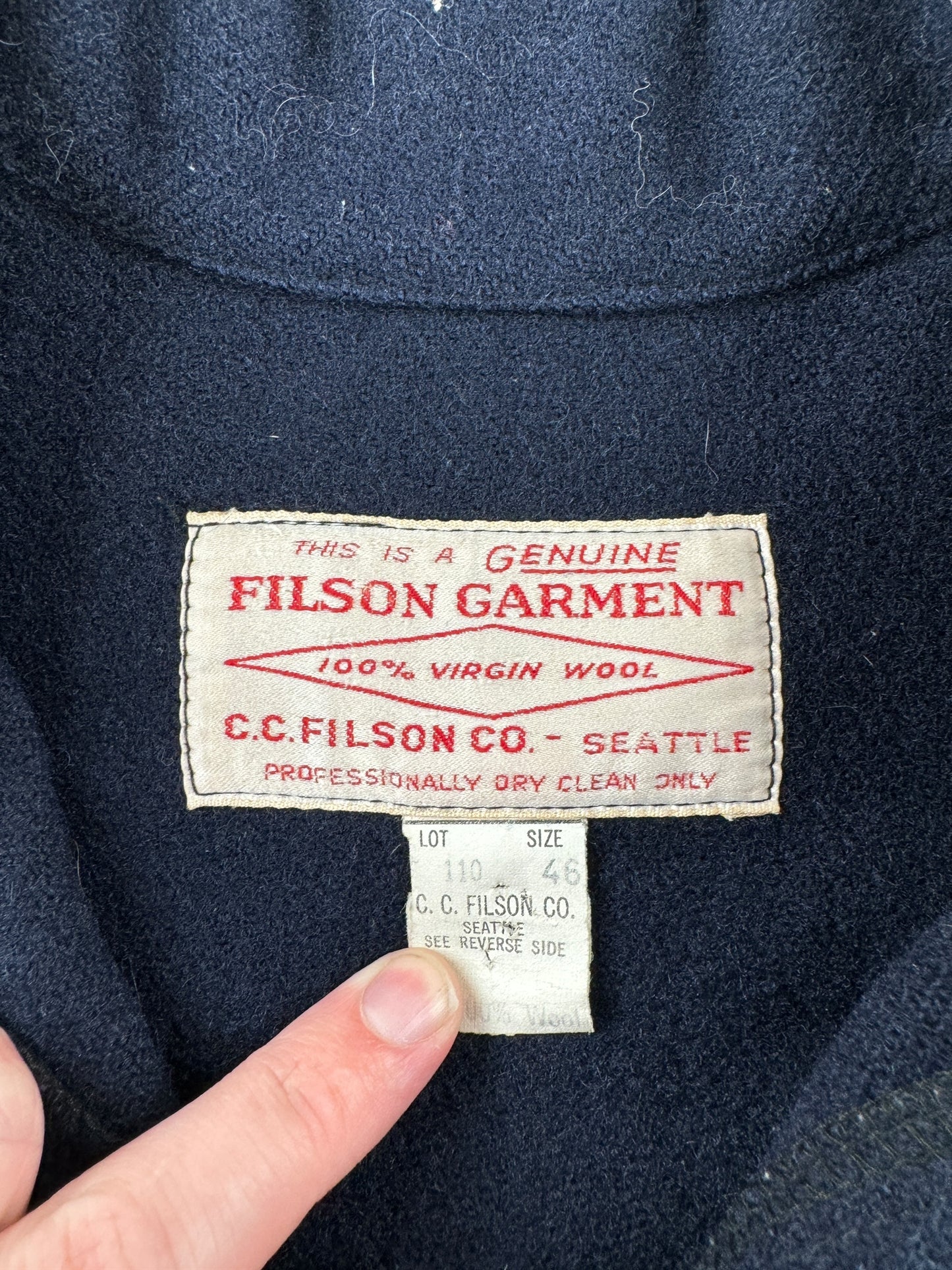Tag on Vintage 90s Era Navy Filson Cruiser Jacket SZ 46