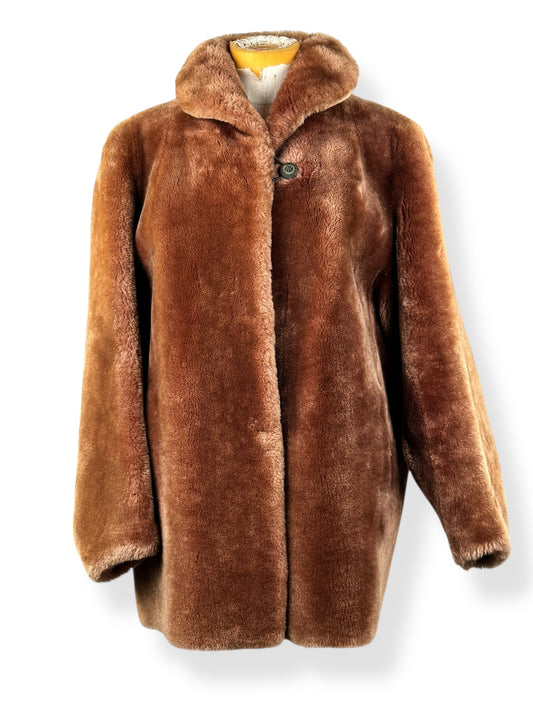 Front of 1940s Hazel Bergedson Mouton Fur Coat L
