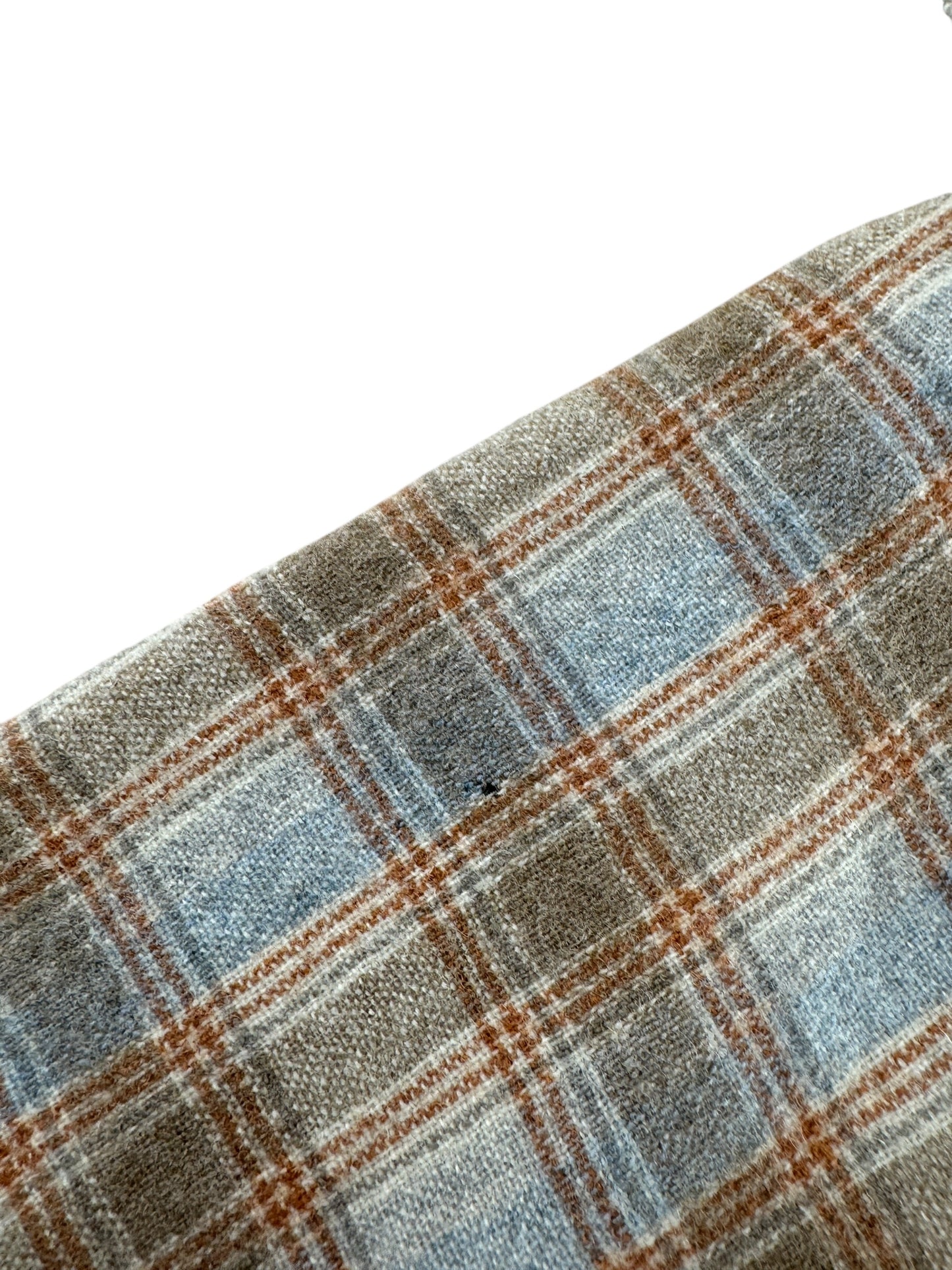 Hole on Vintage Short Sleeve Pendleton Flannel SZ L