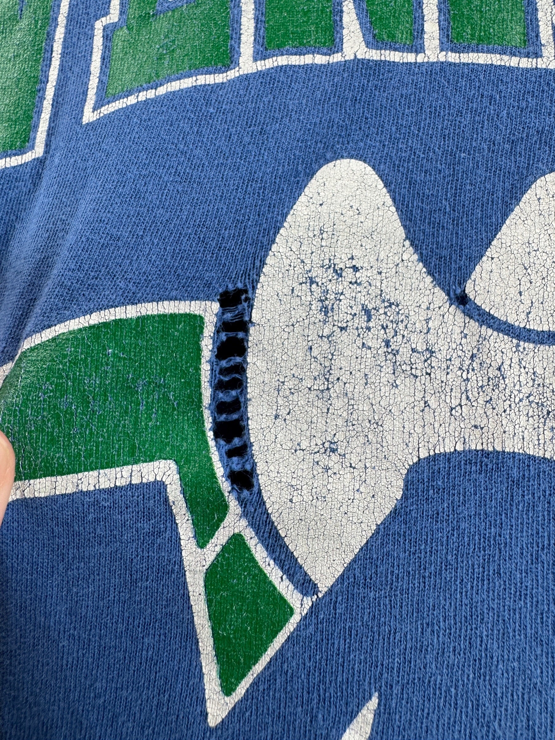 Stain on Vintage Dallas Mavericks Tee SZ L