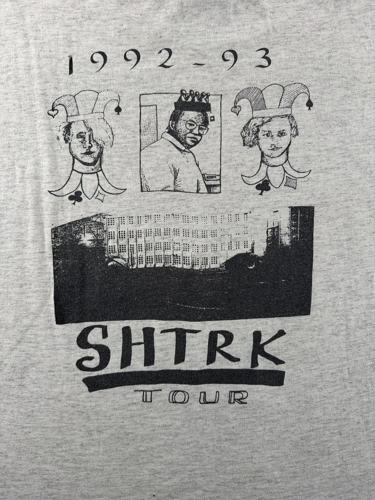 Back graphic on Vintage 1992 Royalty SHTRK Tour Tee SZ XL