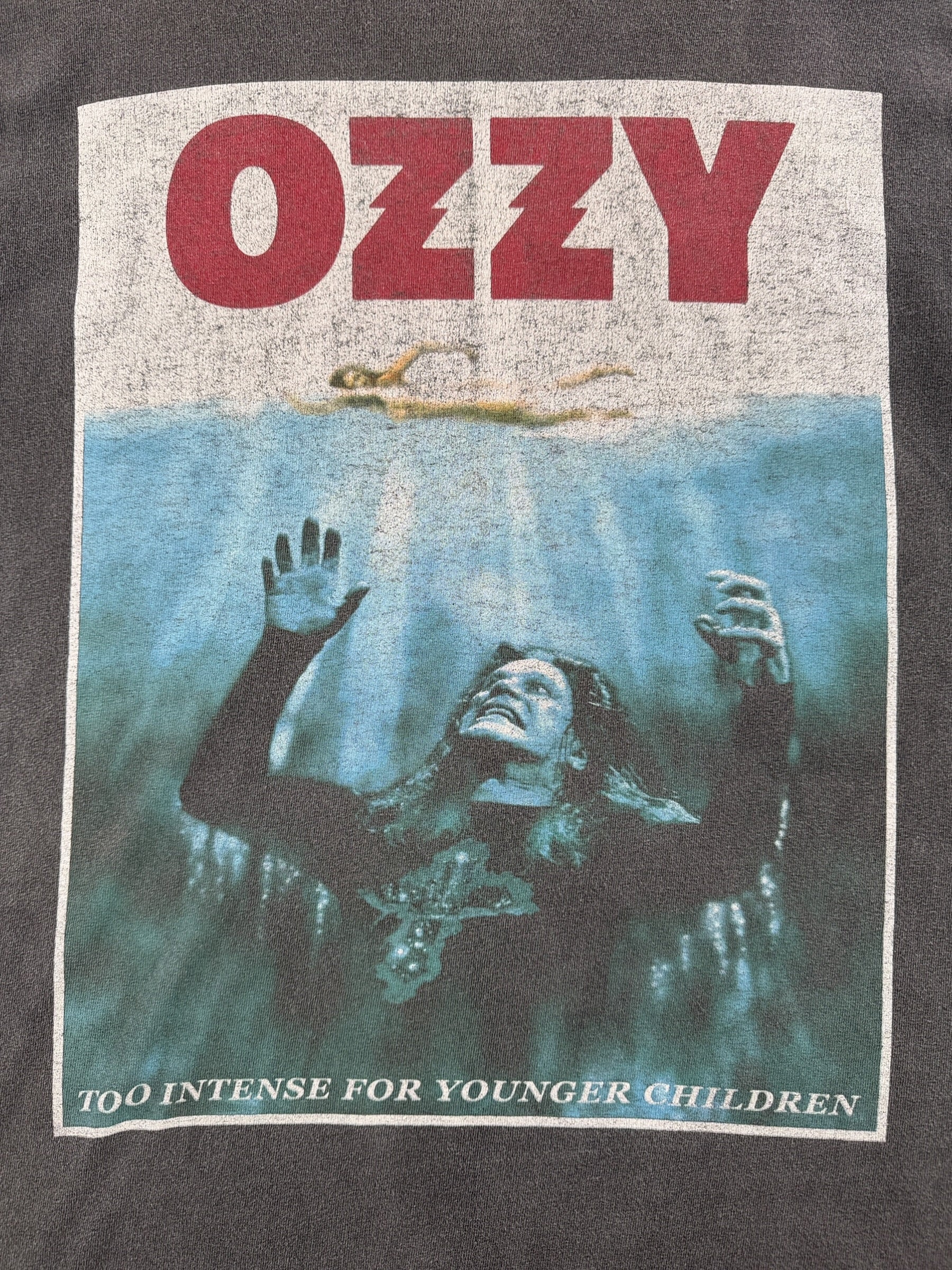 Front graphic on Vintage 2002 Ozzfest Jaws Tee SZ L