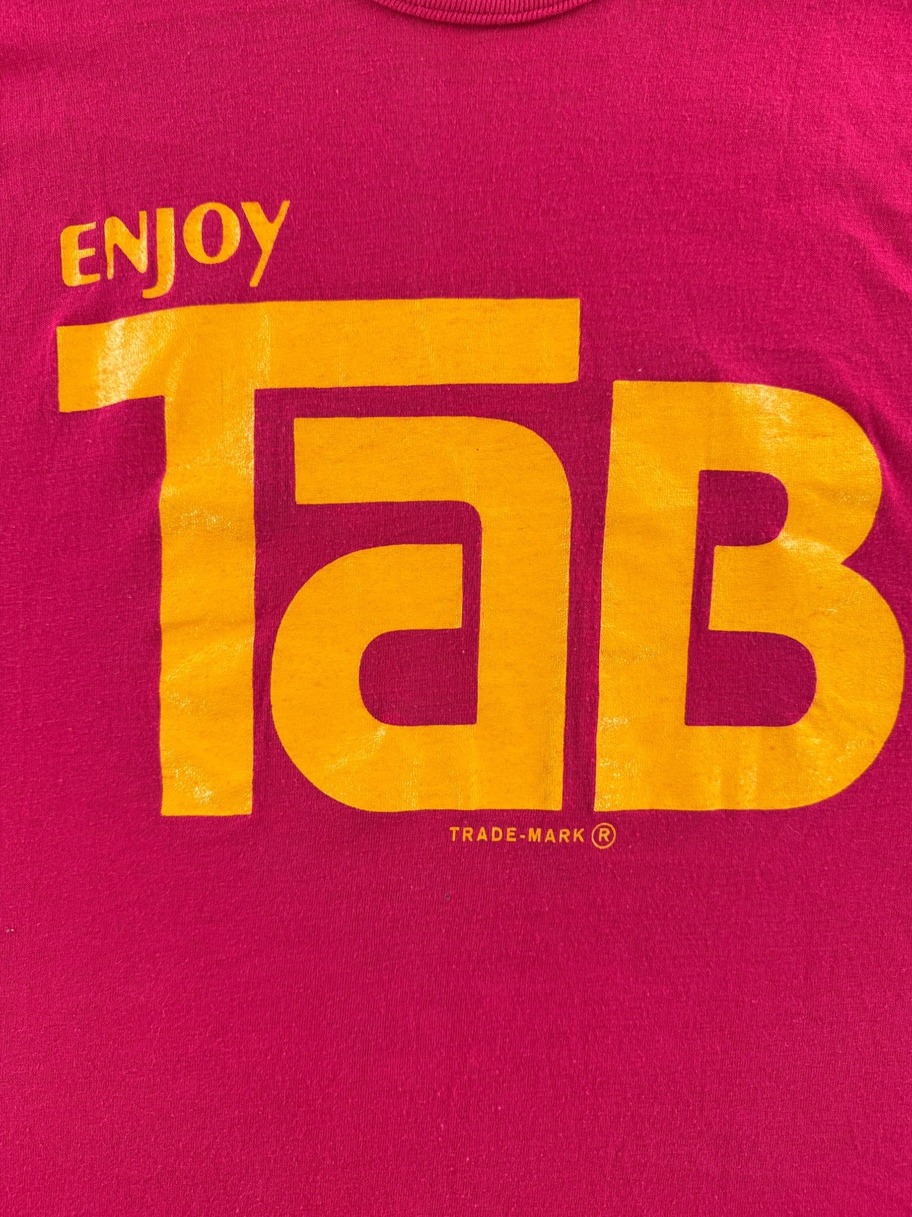 Front gaphic on Vintage 1970s Tab Tee SZ M (Fits S)