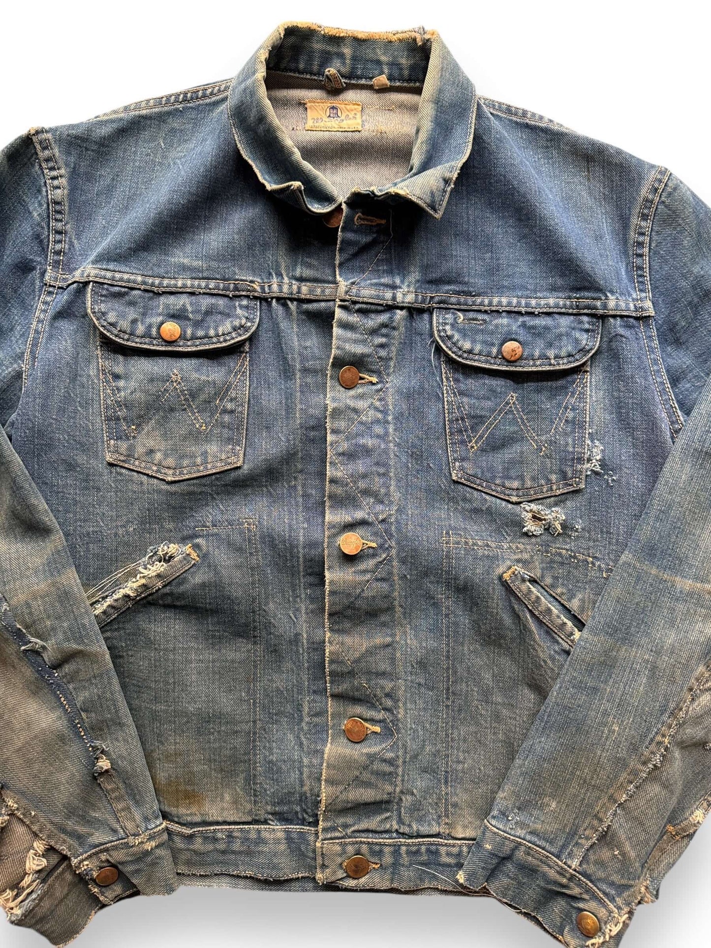 front close up of Vintage Distressed Wrangler Blue Bell 124MJ Denim Jacket SZ 42