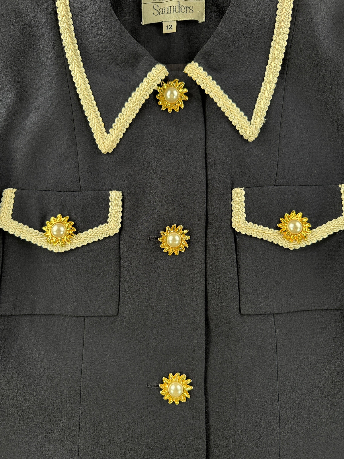 Buttons and pockets on Vintage Designer Blazer with Amazing Pearly Sunburst Buttons SZ M/L