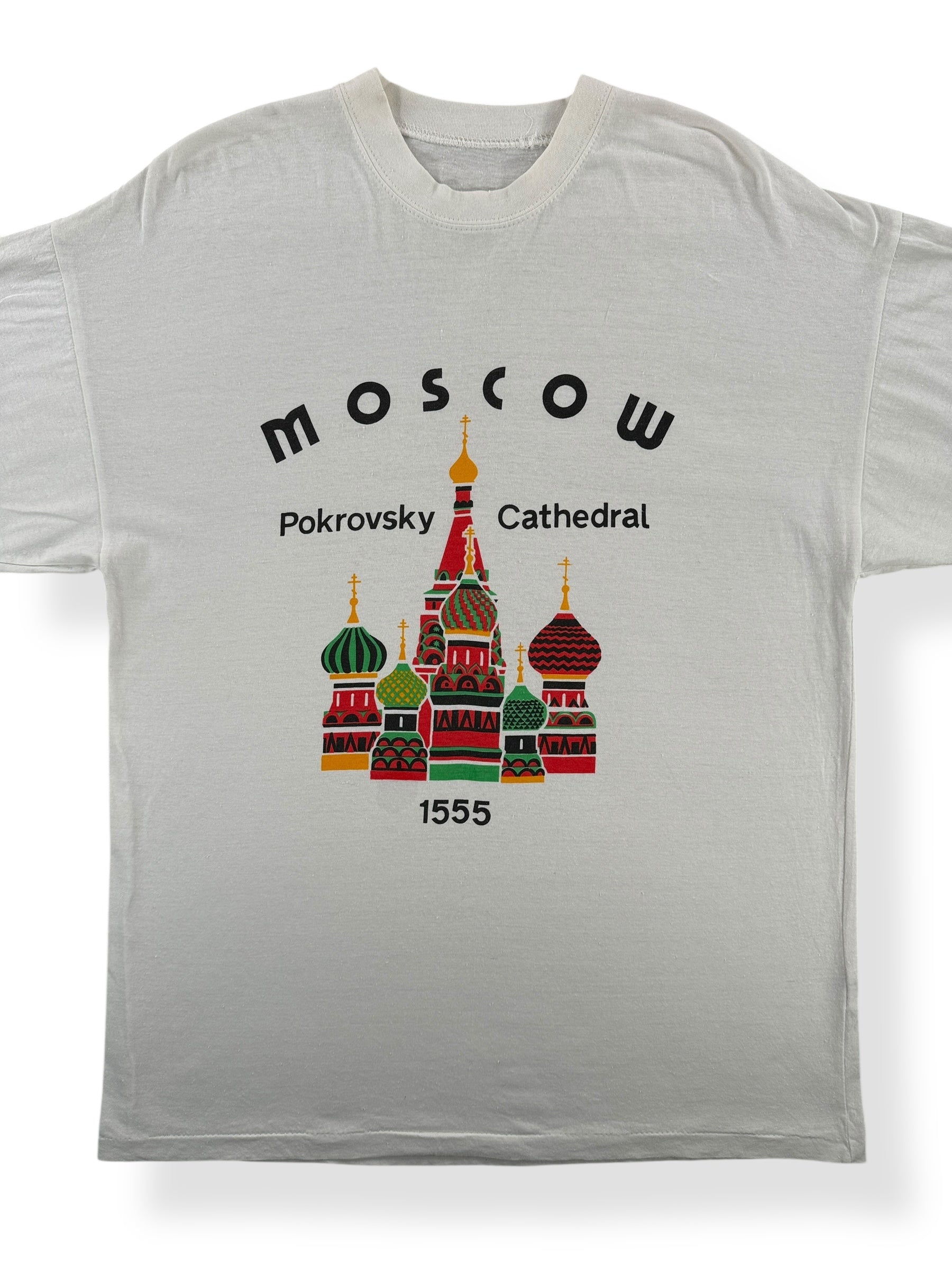 Front Close Up of Vintage Moscow St. Basil's Cathedral Tee SZ M