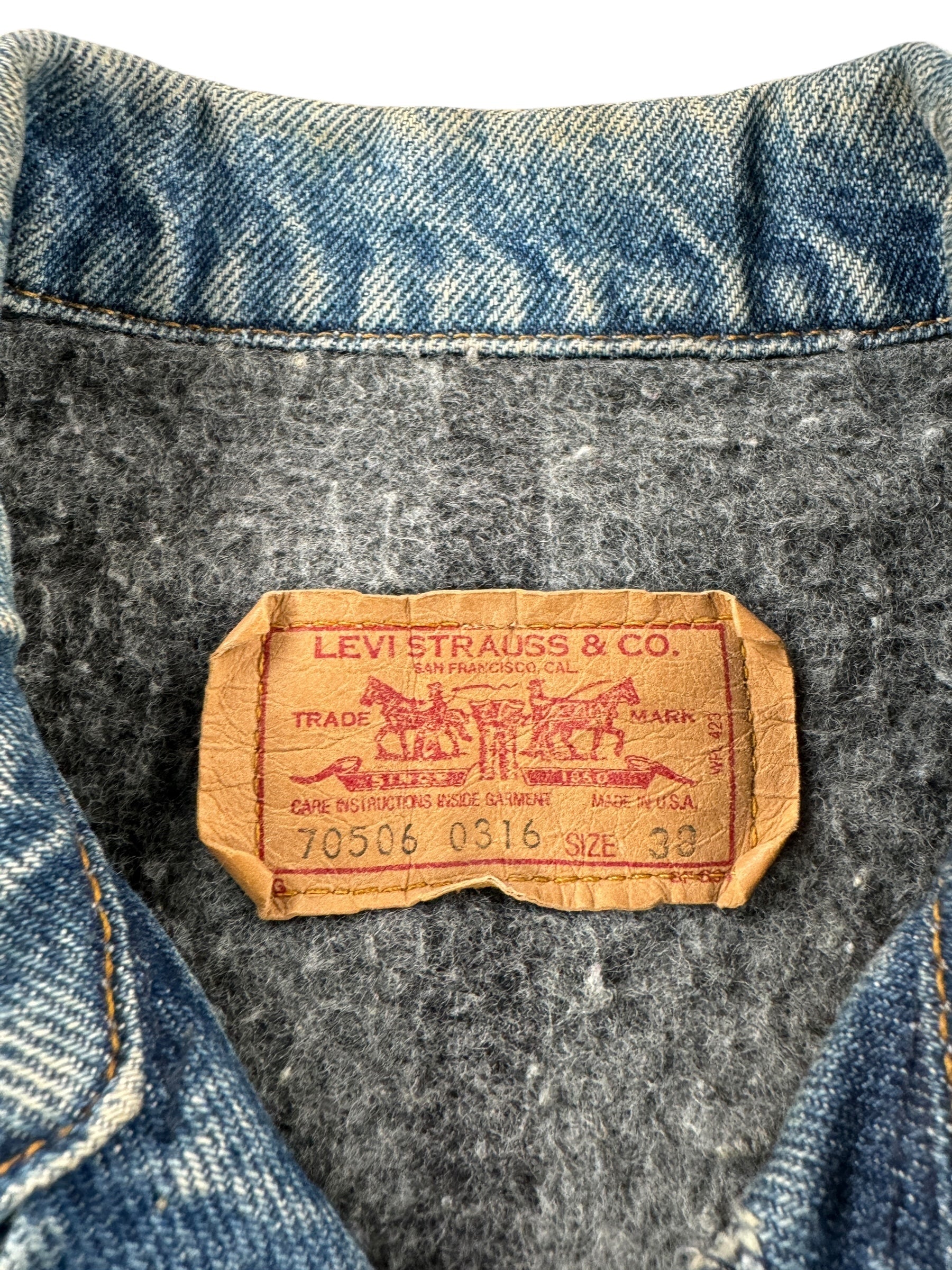 Tag on Vintage Levis 4-Pocket Blanket Lined Trucker Jacket SZ 38