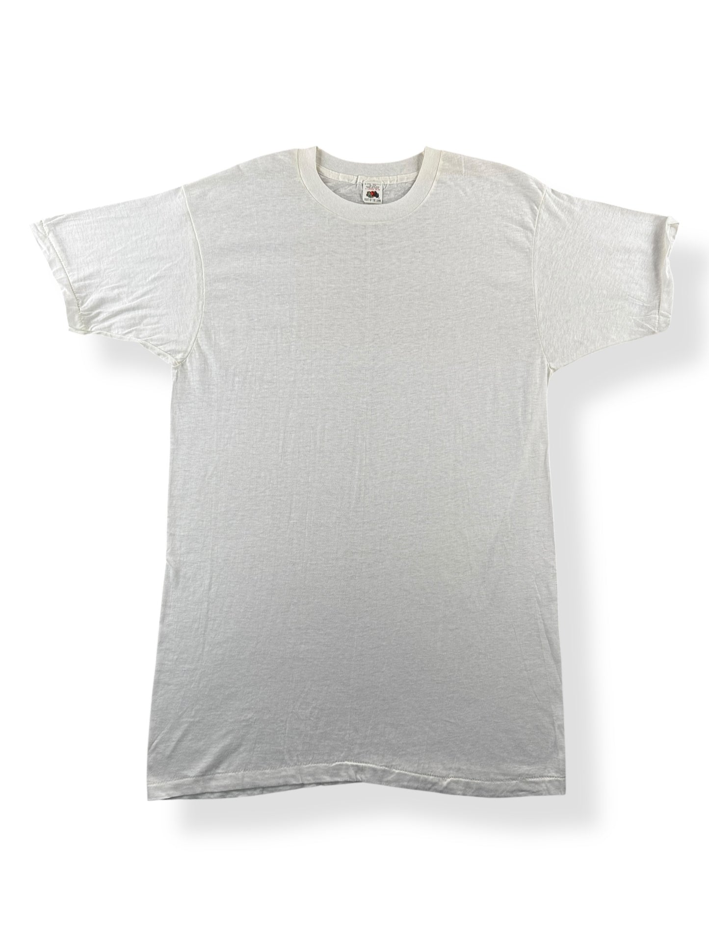 Front of Vintage FOTL Blank White Tee SZ XL (Fits M)