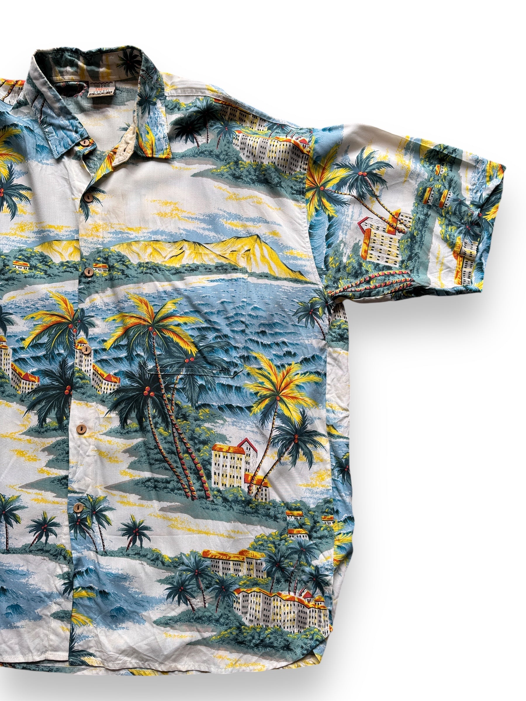 front left of Vintage Dare 2 Wear Aloha Shirt SZ XXL