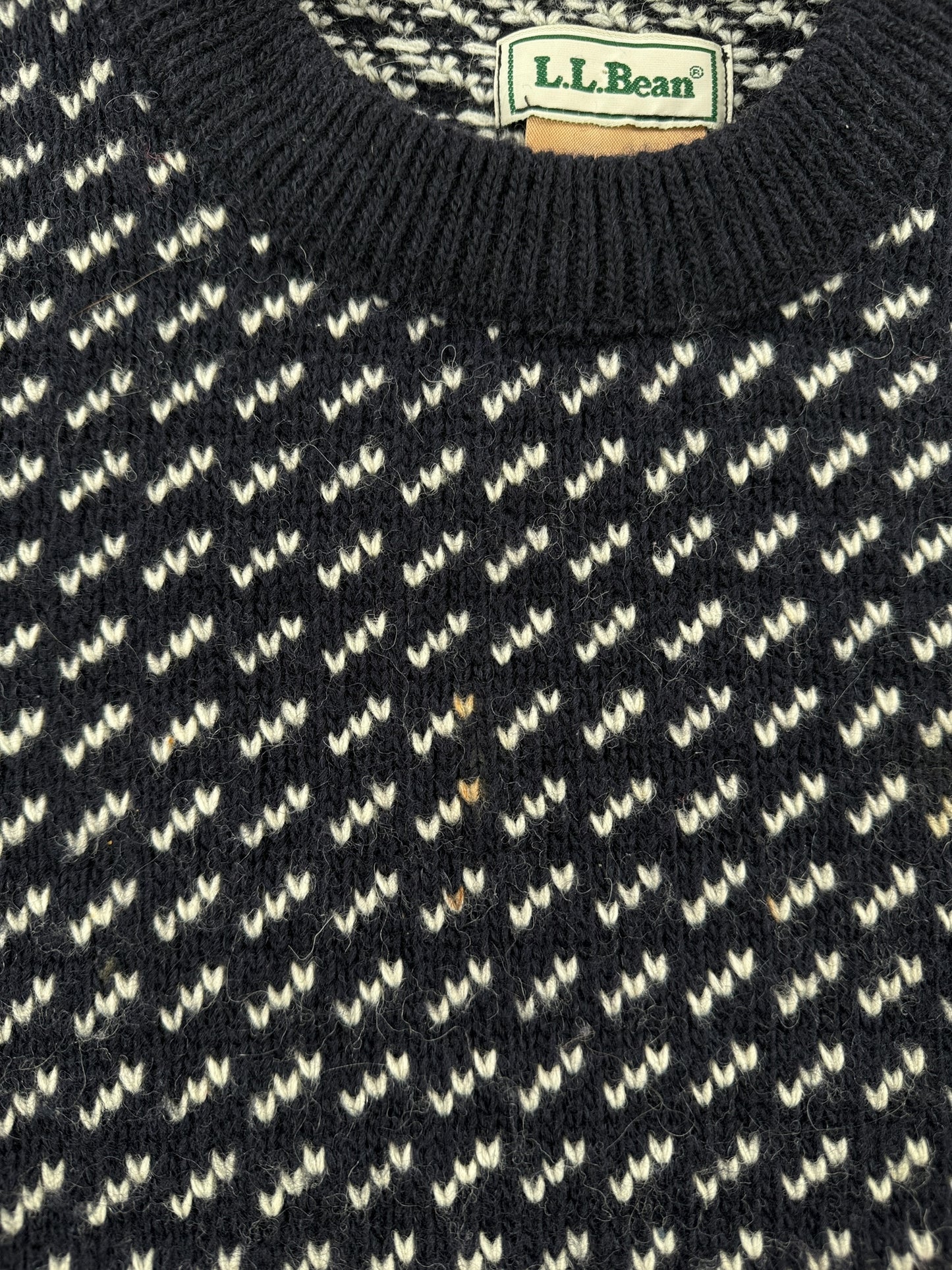 Staining on Vintage Ladies LL Bean Birdseye Sweater Black & White SZ L