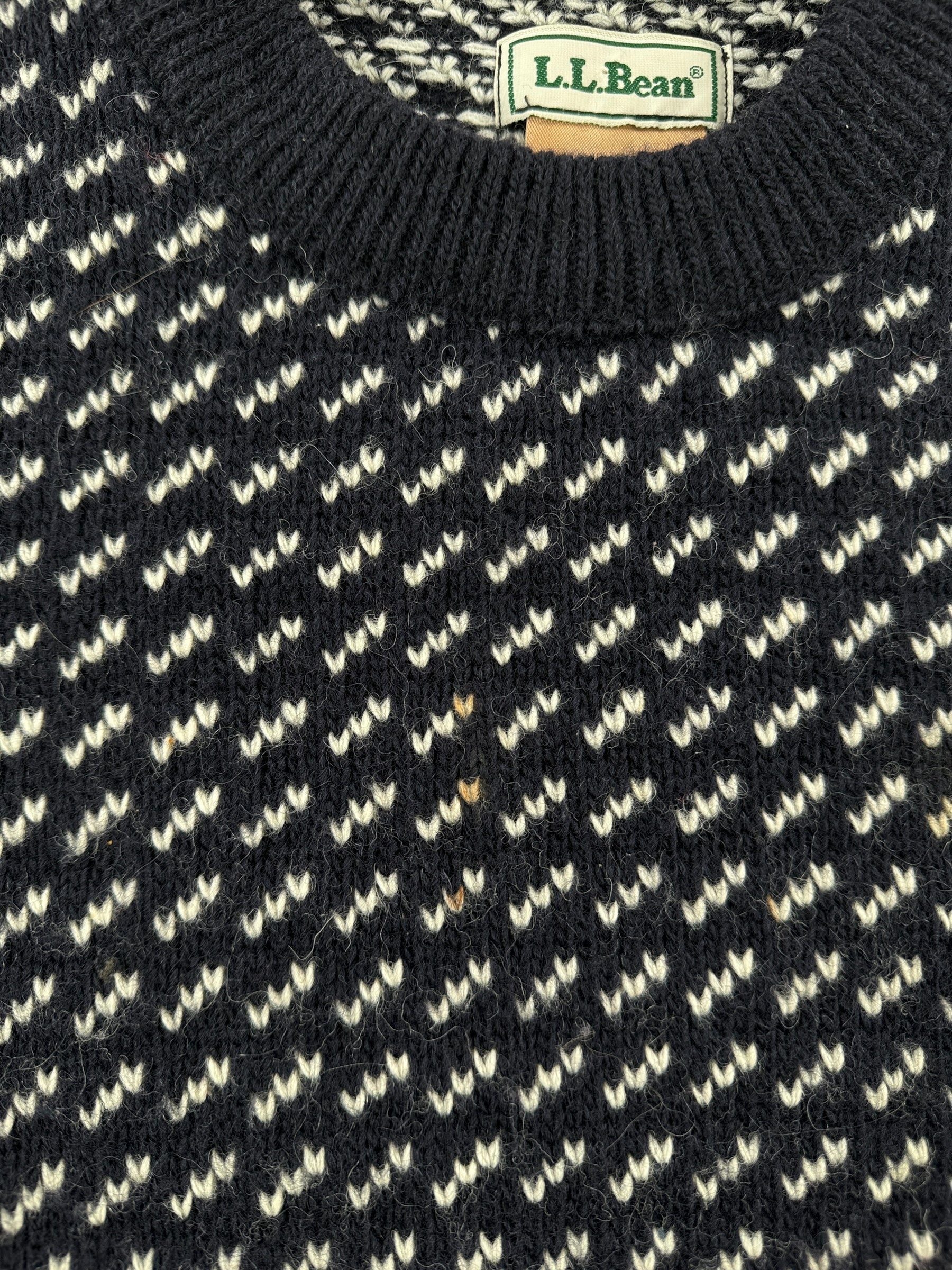 Staining on Vintage Ladies LL Bean Birdseye Sweater Black & White SZ L