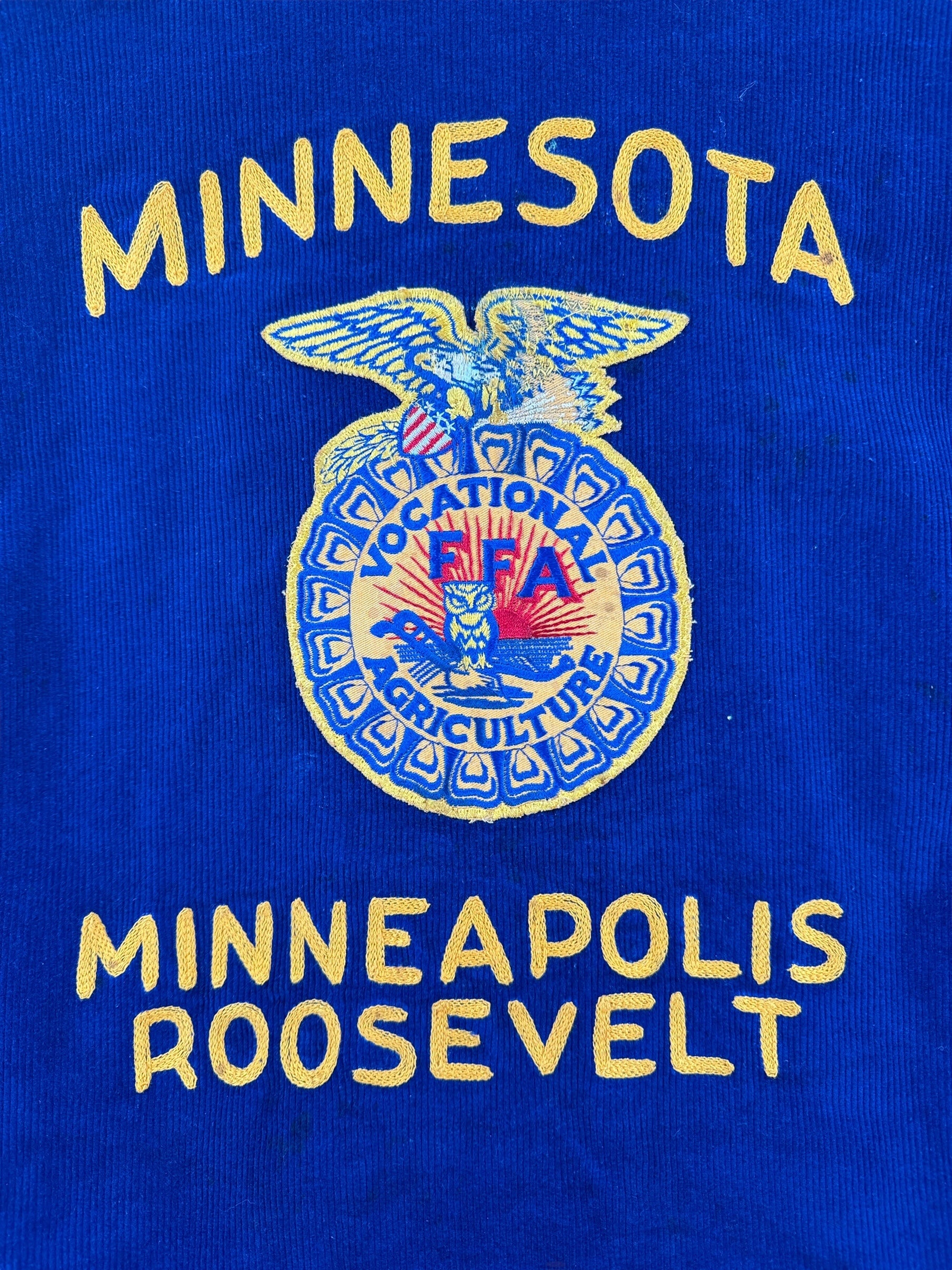 Back Stitching on Vintage Minnesota Minneapolis FFA Jacket SZ 44