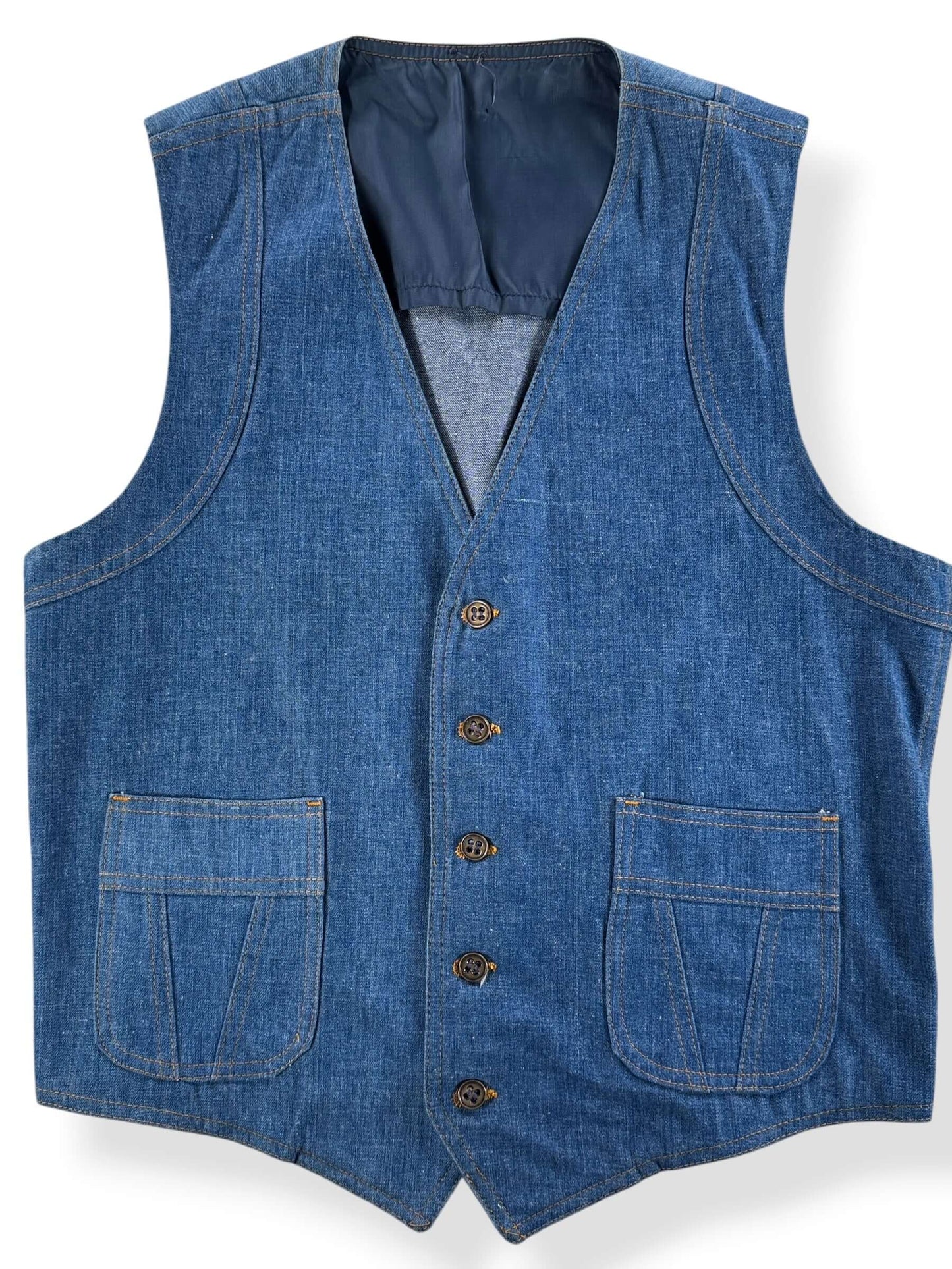 Front Close Up of Vintage Unbranded Denim Vest SZ 42R