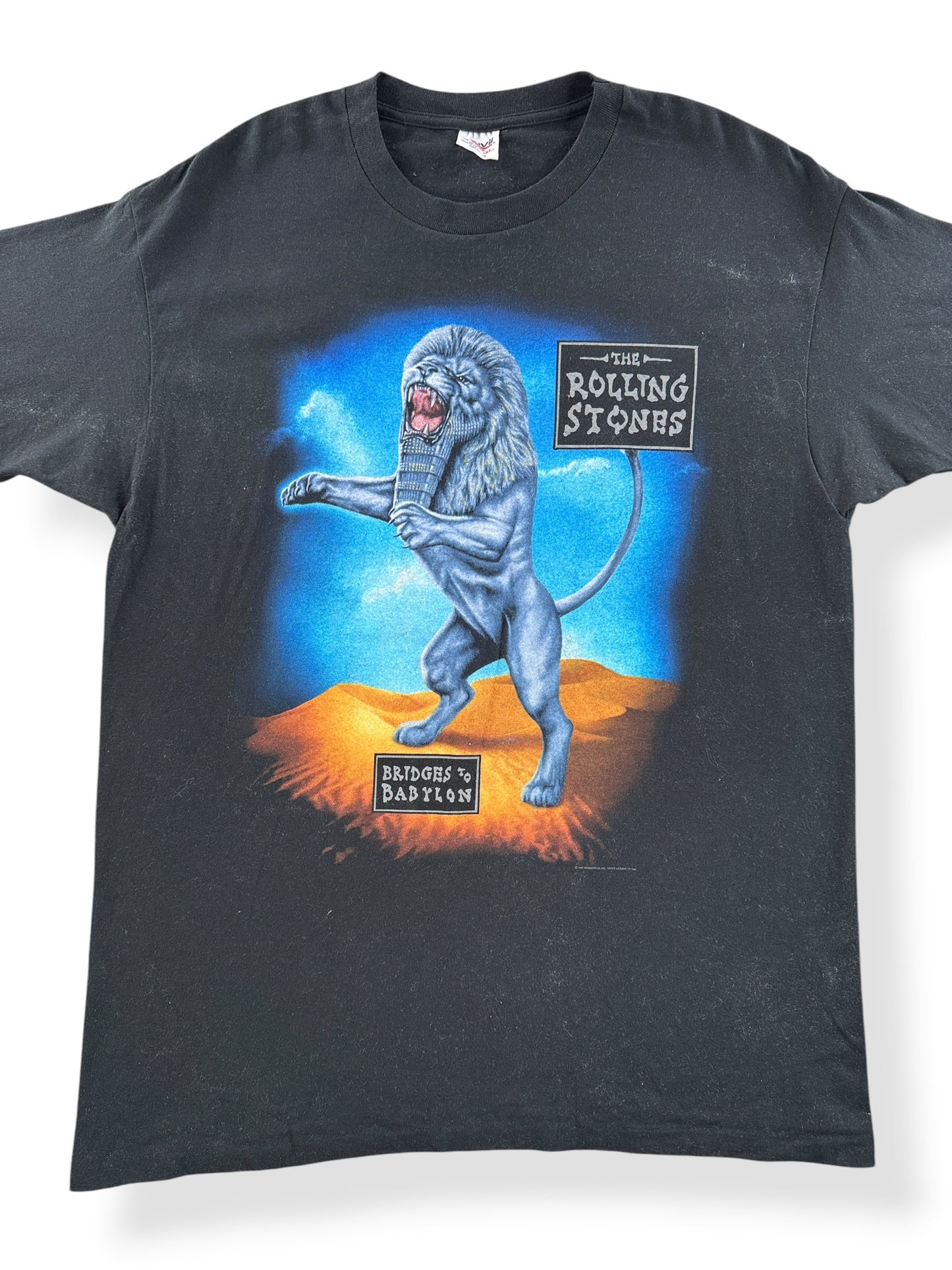 Front Close Up of Vintage Rolling Stones Bridges to Babylon Tee SZ XL (Fits L)