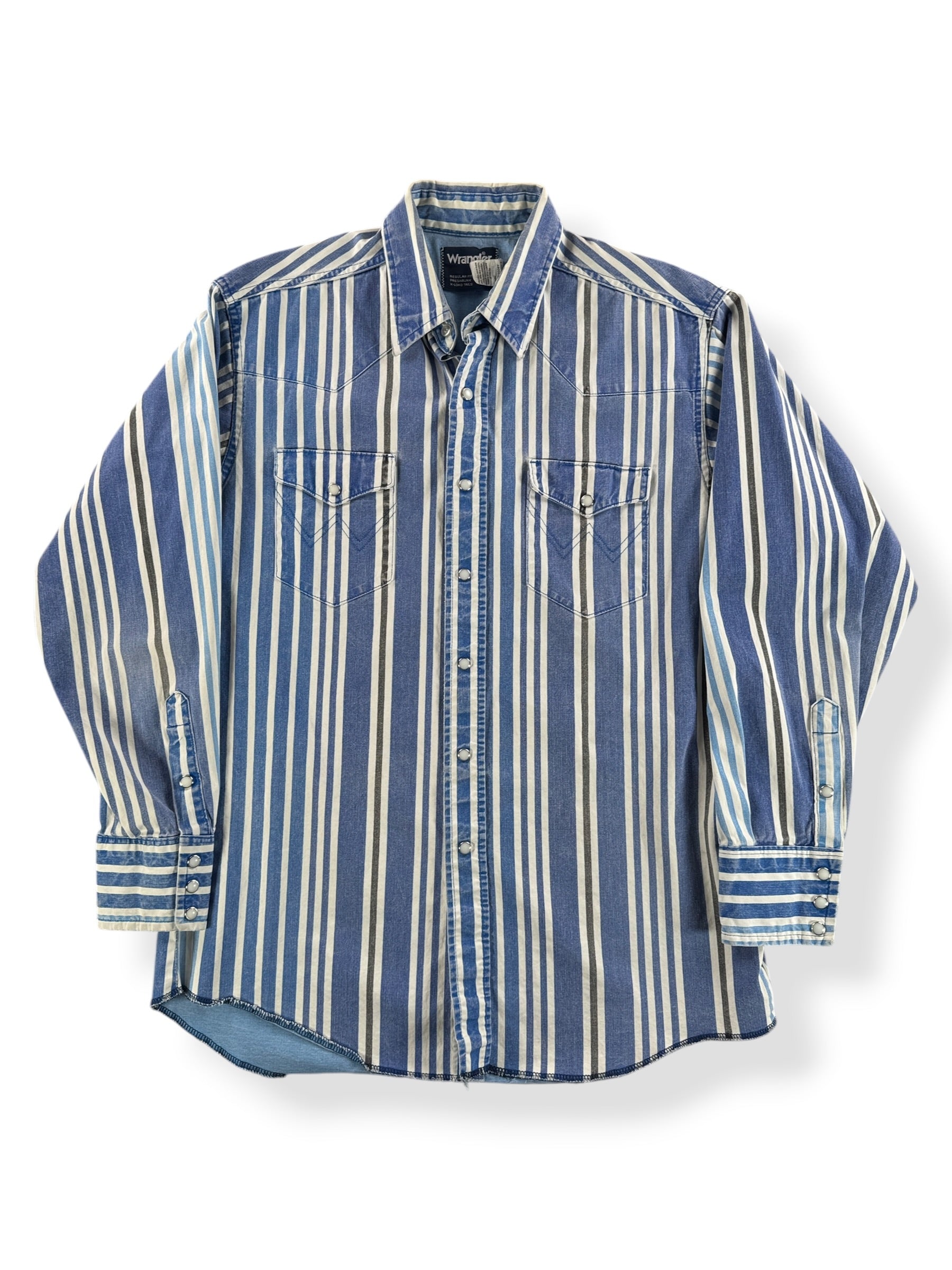 Front of Vintage Wrangler Brushpopper Shirt SZ 16x34 (Fits L)