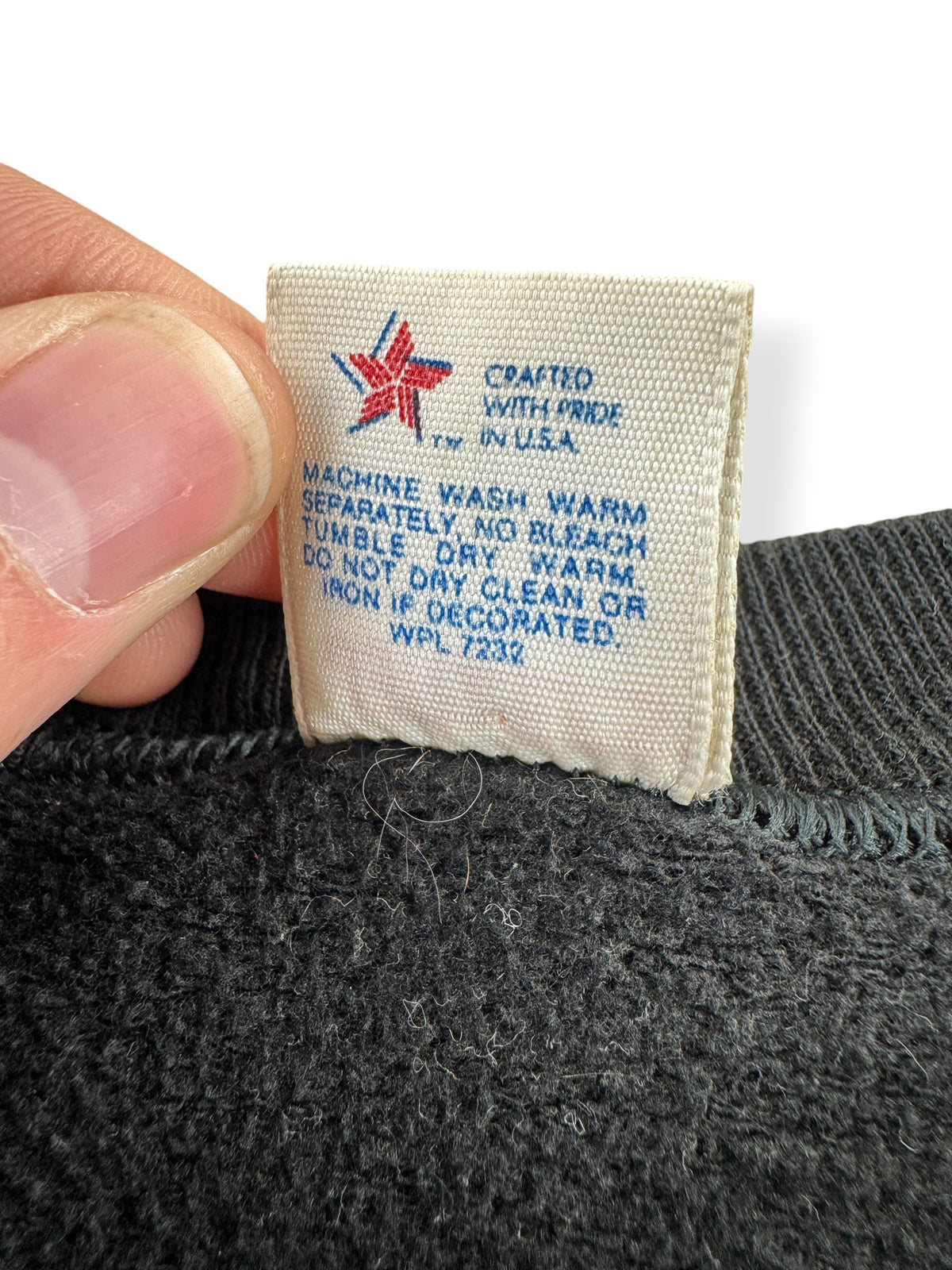 Back of tag on Vintage Ray & Gene's Tavern Crewneck SZ M (Fits S)