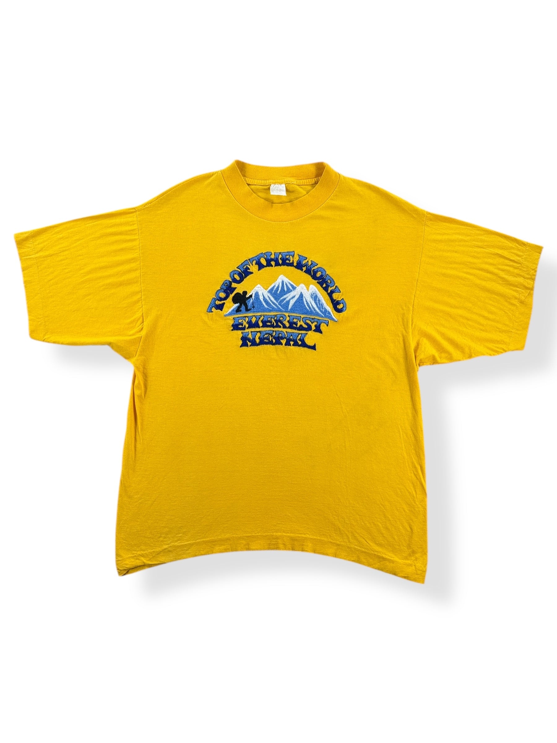 Front of Vintage Mt. Everest Embroidered Tee SZ M