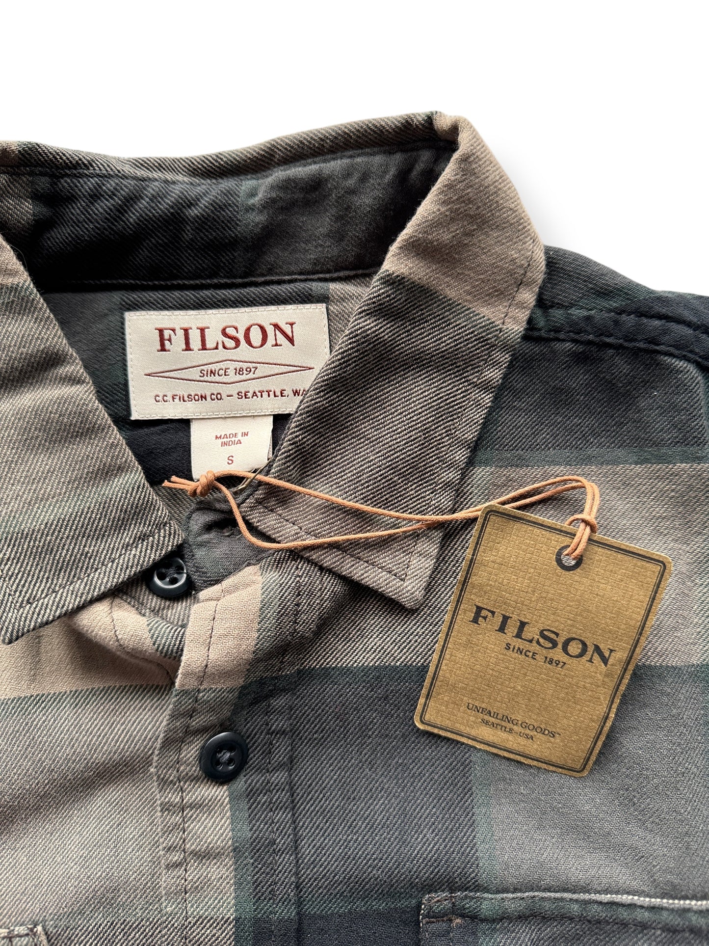 Paper Tag on NOS Filson Grey Green Tan Scout Shirt SZ S