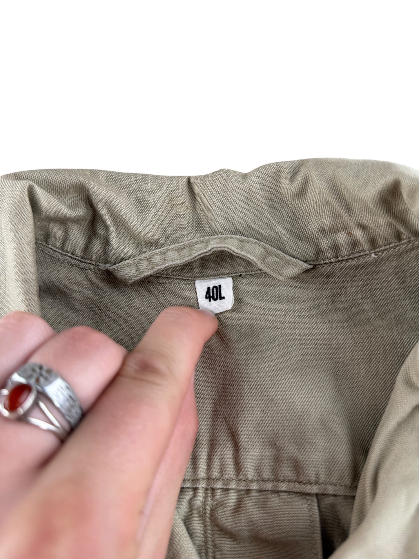Size tag on Vintage Korean War USAF Bush Jacket SZ M