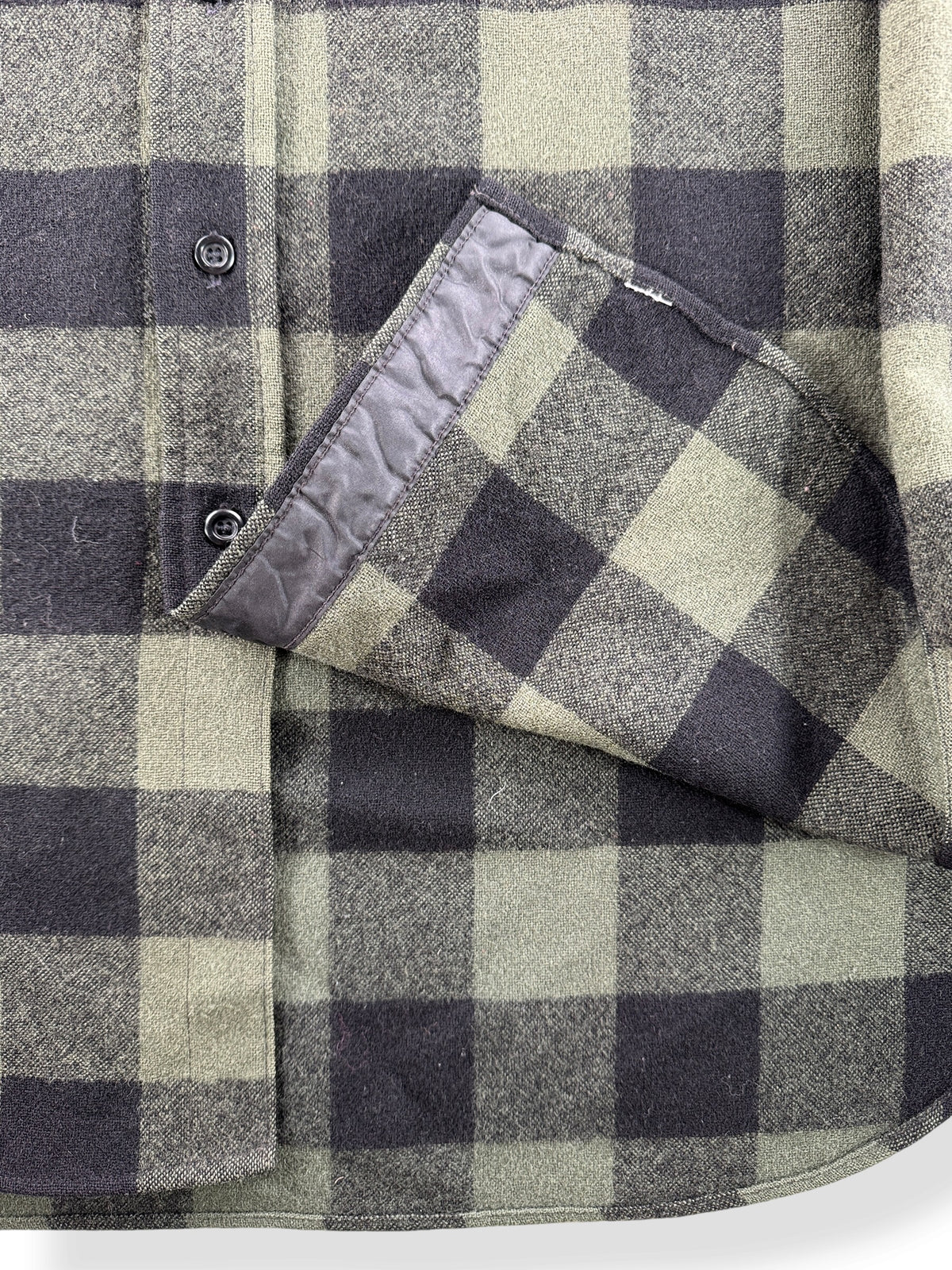 Inside of Vintage Pendleton Green and Black Plaid Flannel SZ M