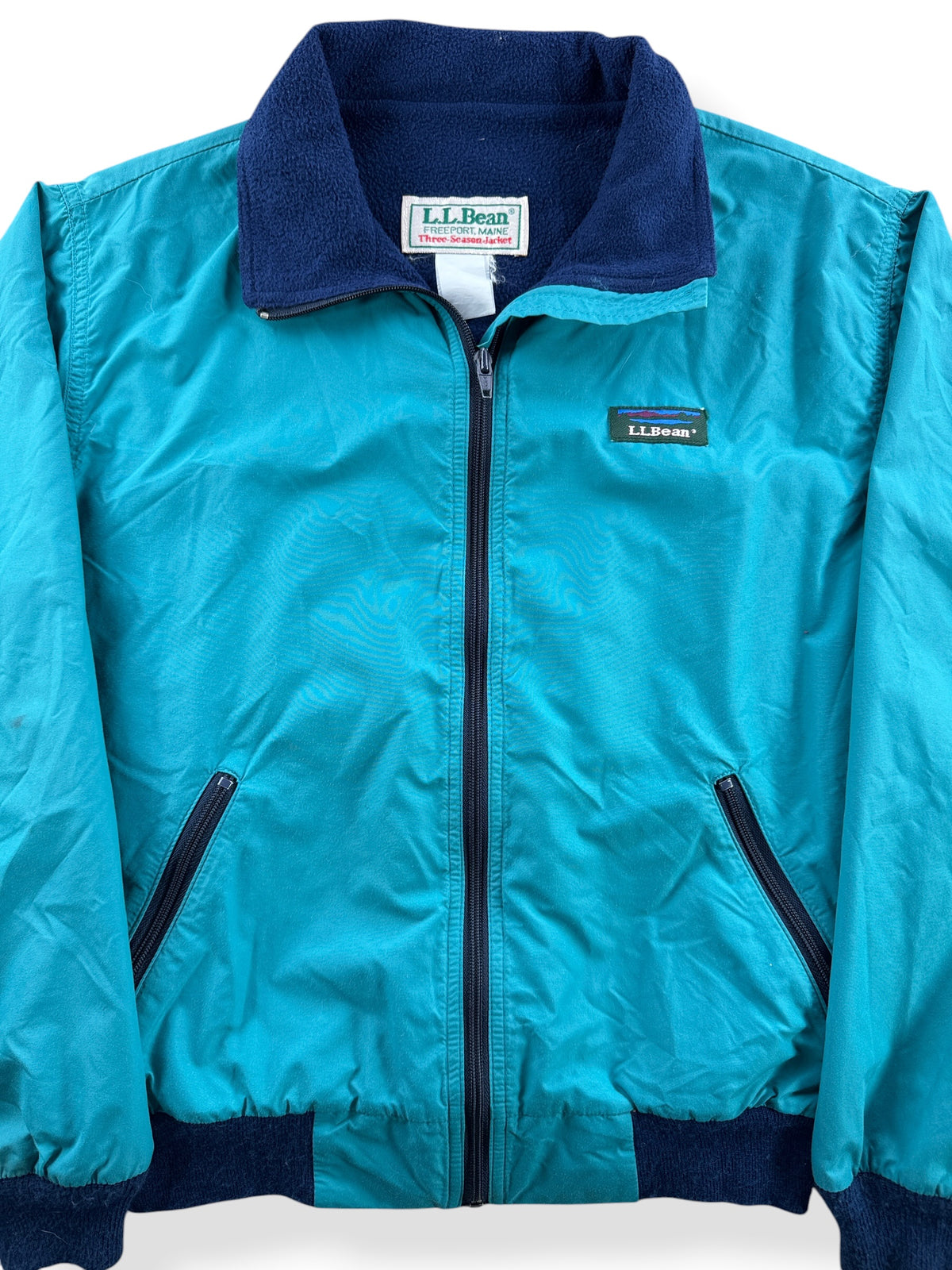 Close-up of Vintage LL Bean Ladies Fleece Lined Jacket SZ M