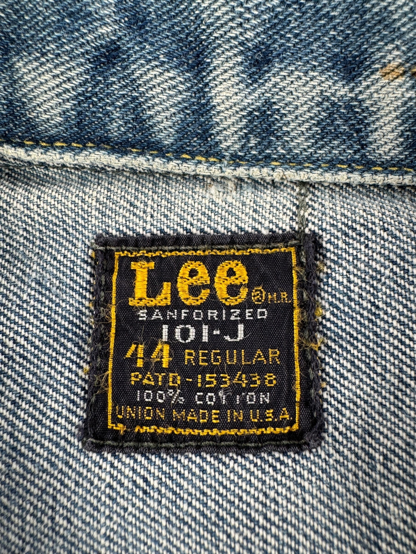 Label on Vintage 60s Lee 101-J Trucker Jacket SZ 44