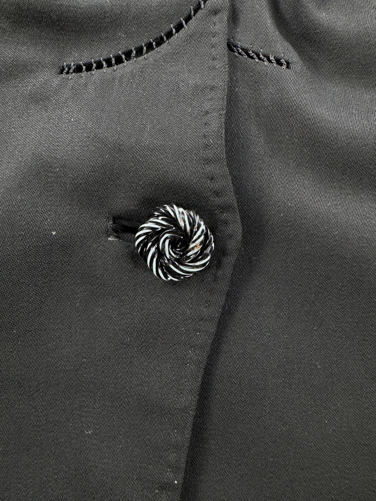 Button on Vintage 40s Blazer w Tails SZ M/L - AS IS
