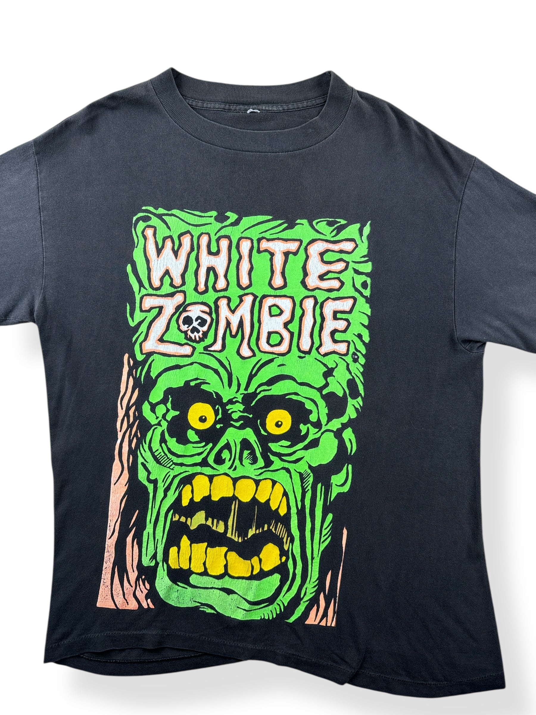 Front Close Up of Vintage White Zombie Monster Yell La Sexorcisto 1992 Tour Tee SZ L