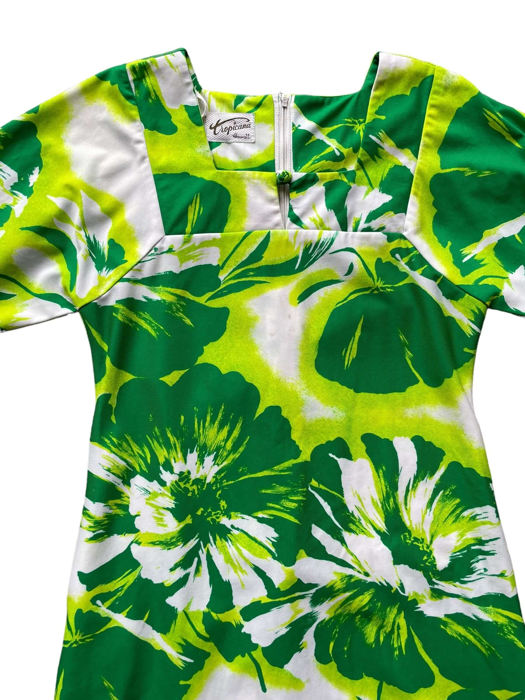 Front top view of 1960s Tropicana Hawaiian Dress M-L