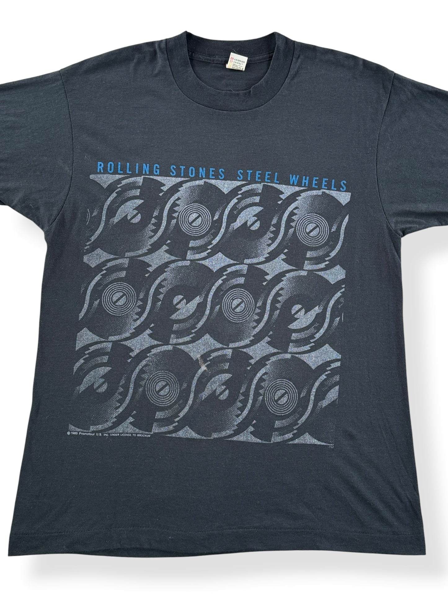 Front Close Up of Vintage Rolling Stones Steel Wheels Tee SZ L (Fits M)