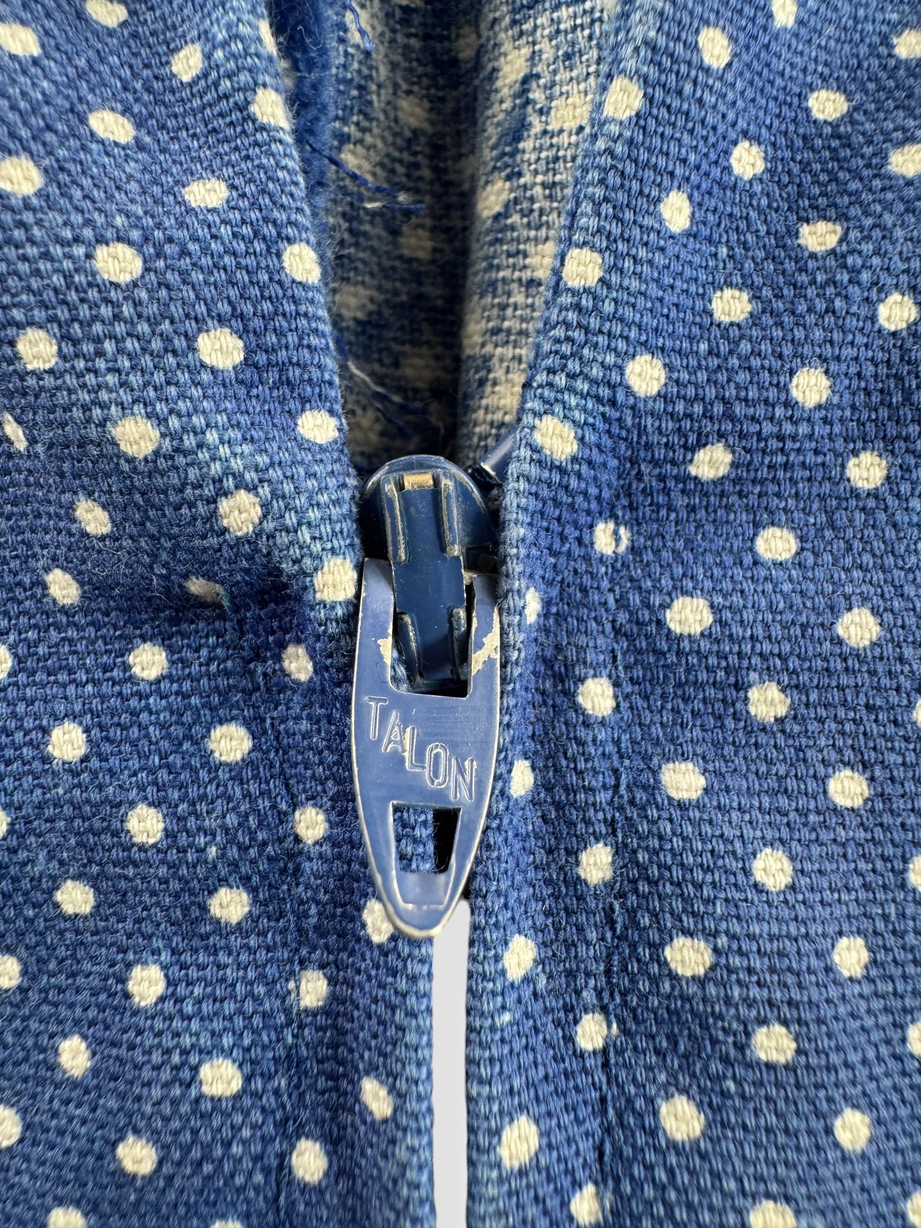 Zipper on Vintage 1970s Polka Dot Top With Repairs SZ M
