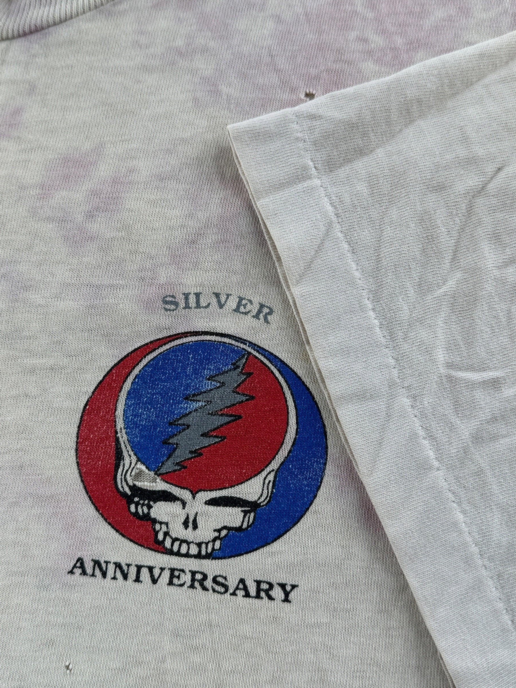 Single stitch sleeve on Vintage '90 Spring Tour Grateful Dead Bart Simpson Thrasher Tee SZ XL