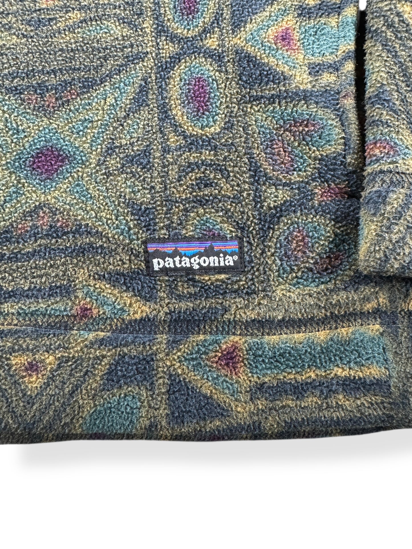 Tag on Vintage Patagonia Totem Aztec 1/4 Zip Fleece SZ S
