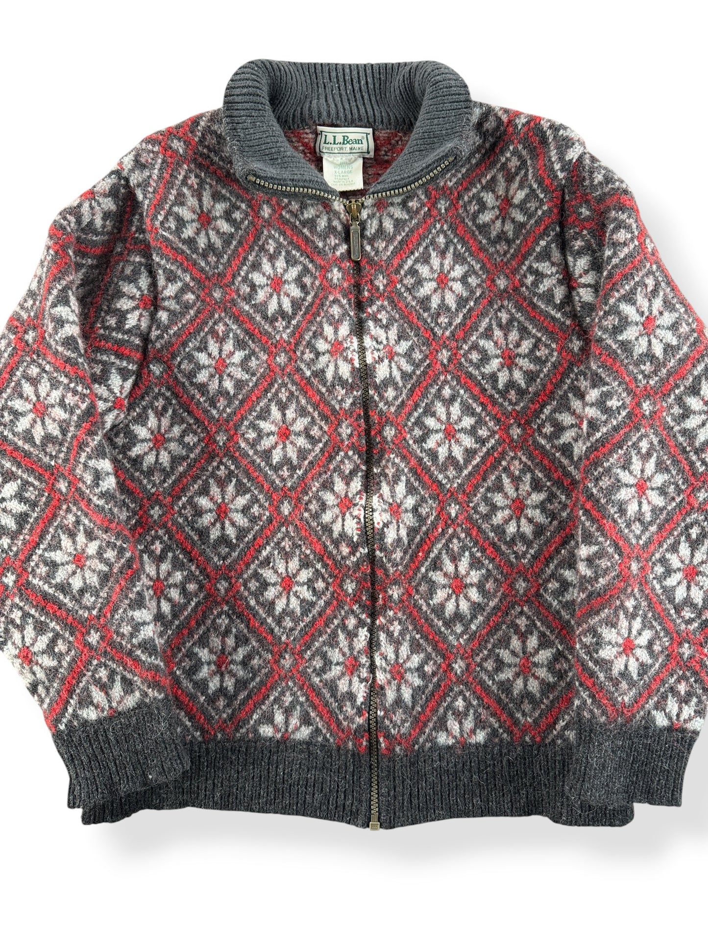 Front Close Up of Vintage L.L. Bean Zip Up Sweater SZ XL (Fits S)