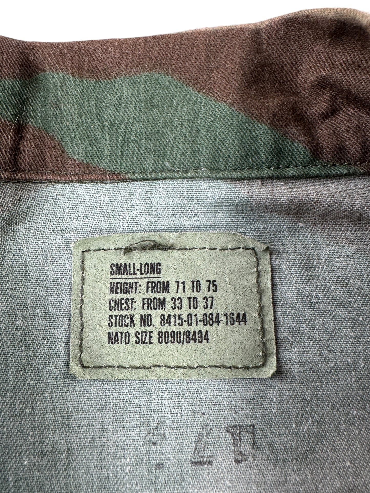 Label on Vintage Woodland Camo Military Top SZ S