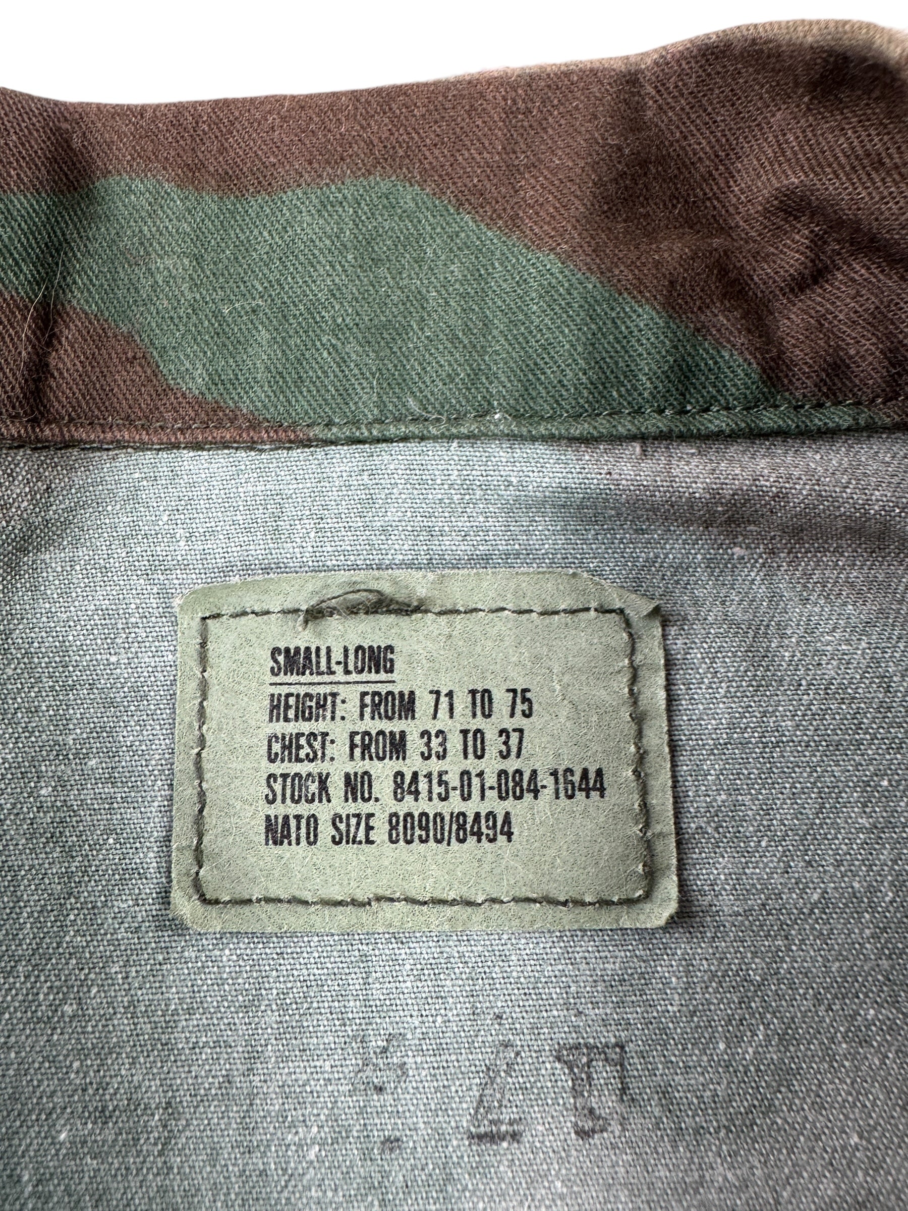 Label on Vintage Woodland Camo Military Top SZ S