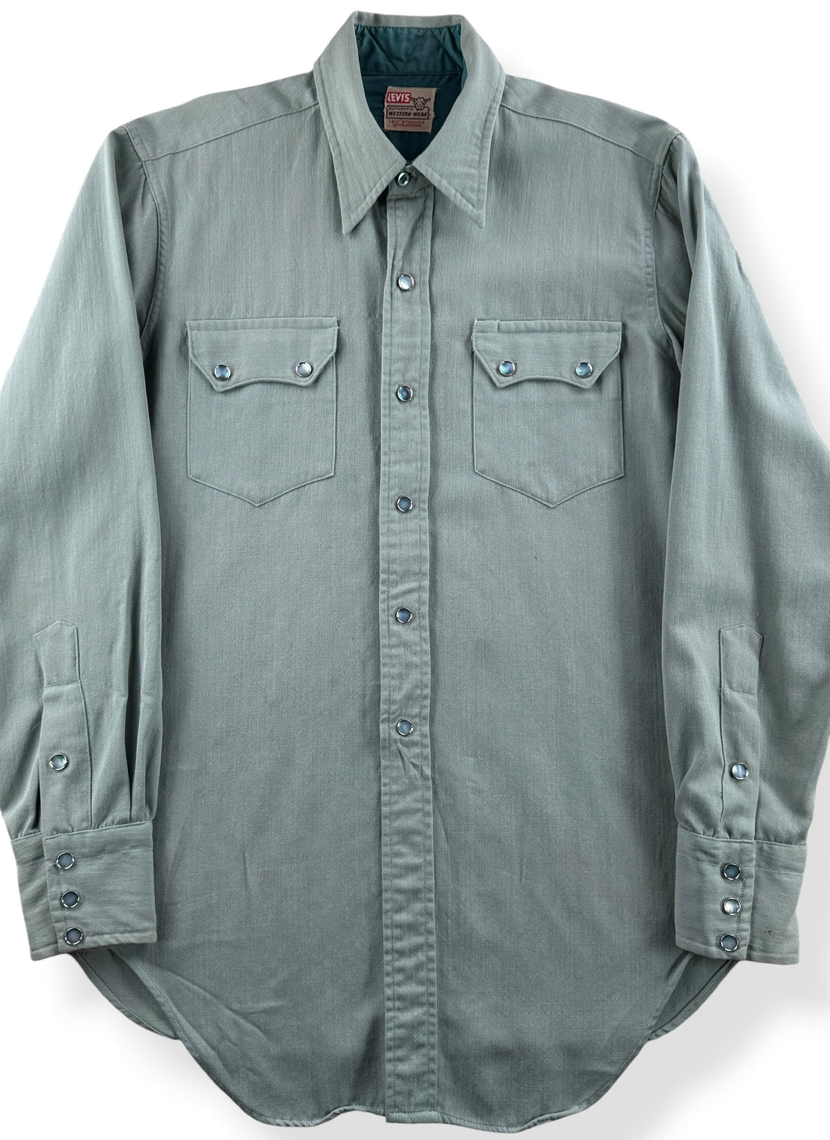 Close-up of Vintage Green Levi's Short Horn Gabardine Shirt SZ S