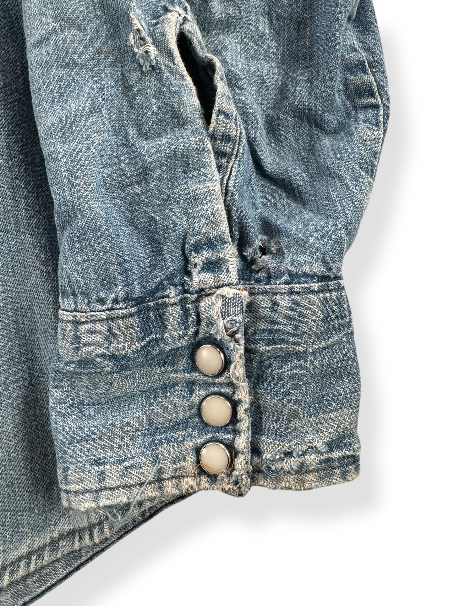 Distressed Cuffs on Vintage Distressed Dakota Denim Pearl Snap Top SZ XL