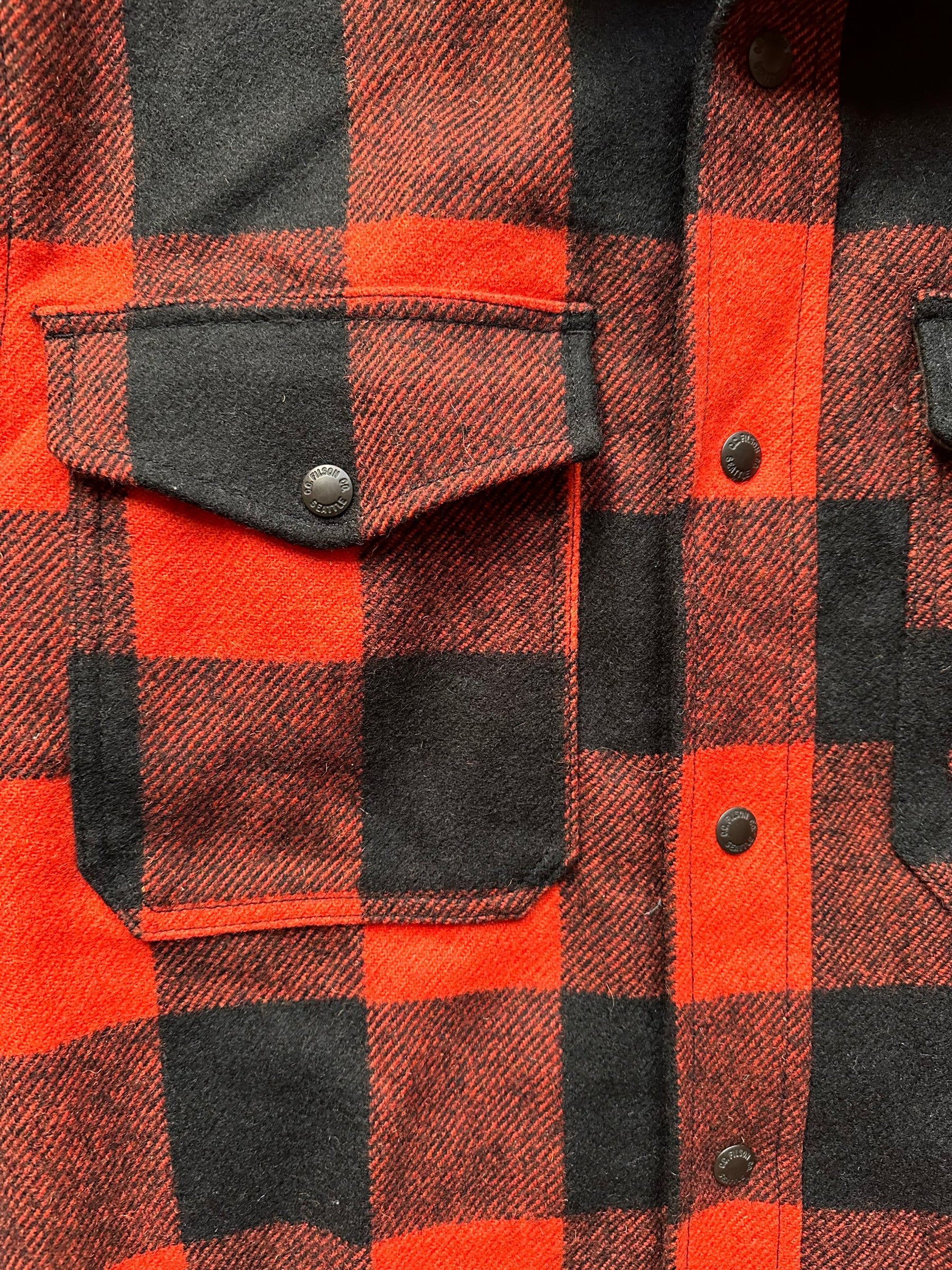 Front Pocket View of Filson Black Blaze Mackinaw Lined Jac Shirt SZ M |  Barn Owl Vintage Goods | Vintage Filson Workwear Seattle