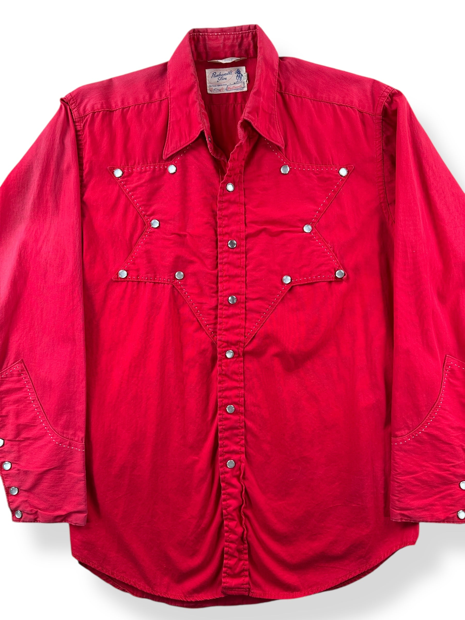 Front Close Up of Vintage Panhandle Slim Red Star Pearlsnap Shirt SZ M
