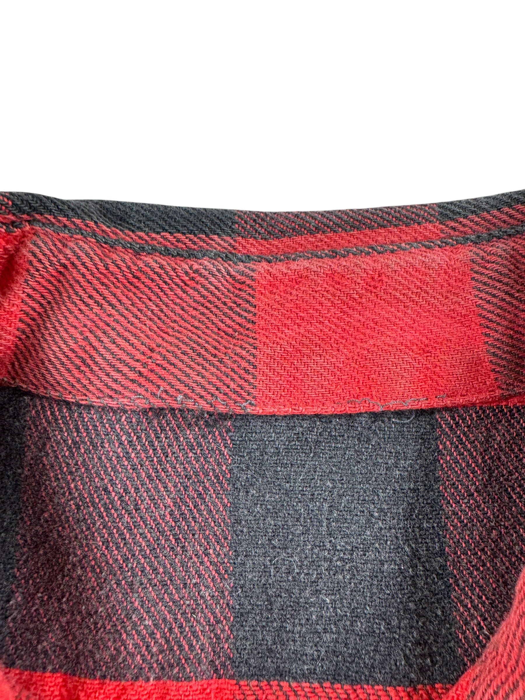Missing Tag on Vintage Red and Black Cotton Flannel SZ XL