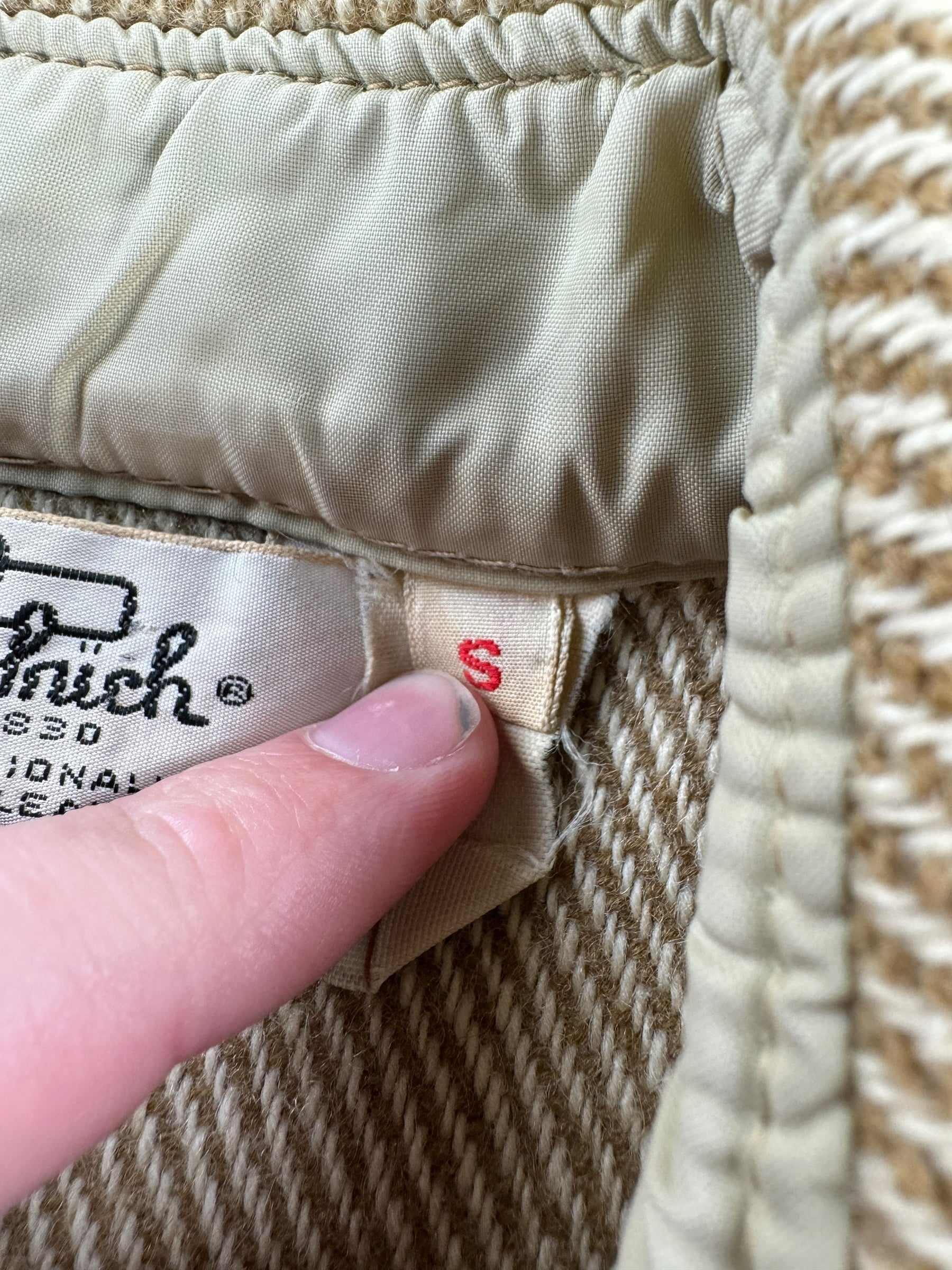 Size on Vintage Woolrich Halibut Cape Coat SZ S