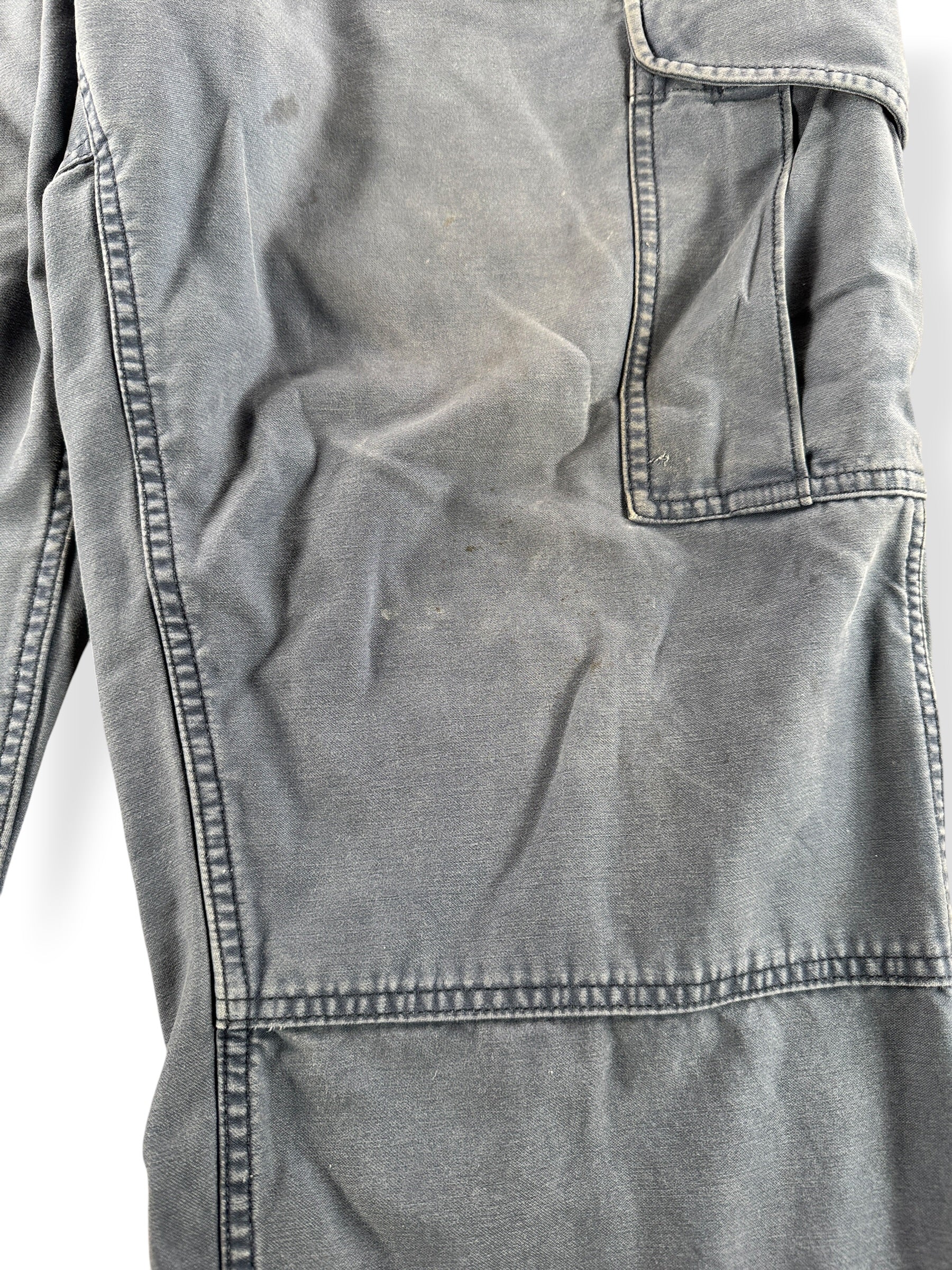 Staining on Filson Blue Mussel Field Cargo Pants W36 (Fits W39) AS IS