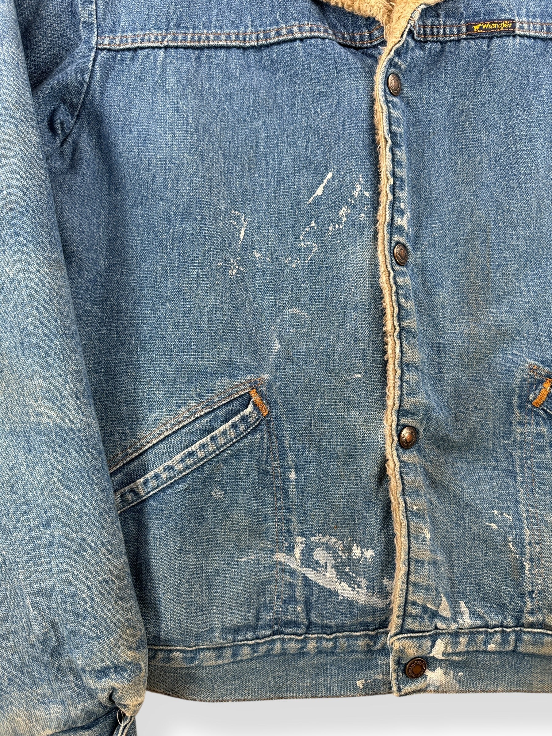 Stains on Vintage Wrangler 74230NV Shearling Lined Denim Jacket SZ 44