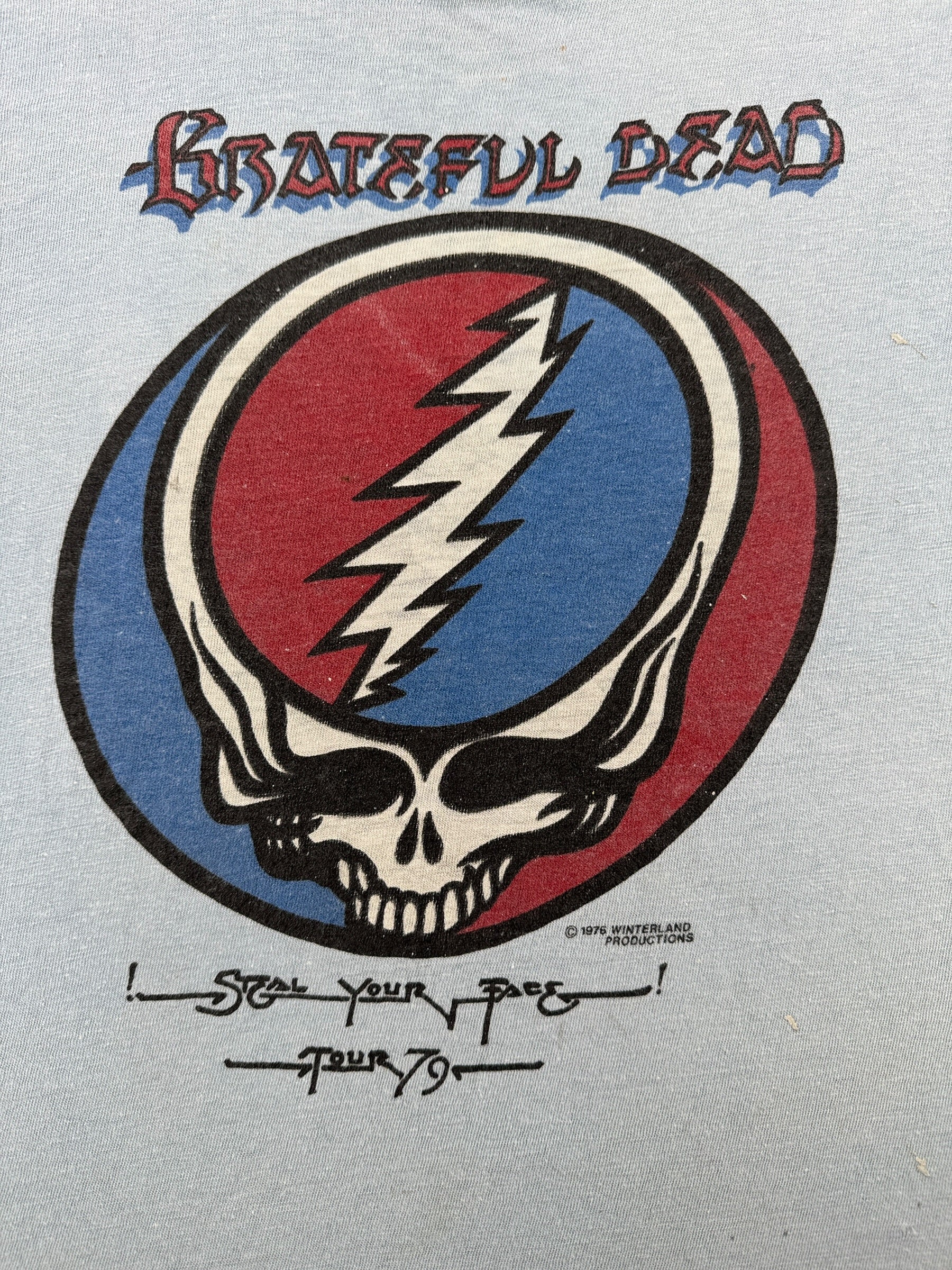 Graphic of Vintage 1979 Grateful Dead Tour Band Tee SZ L (Fits M)
