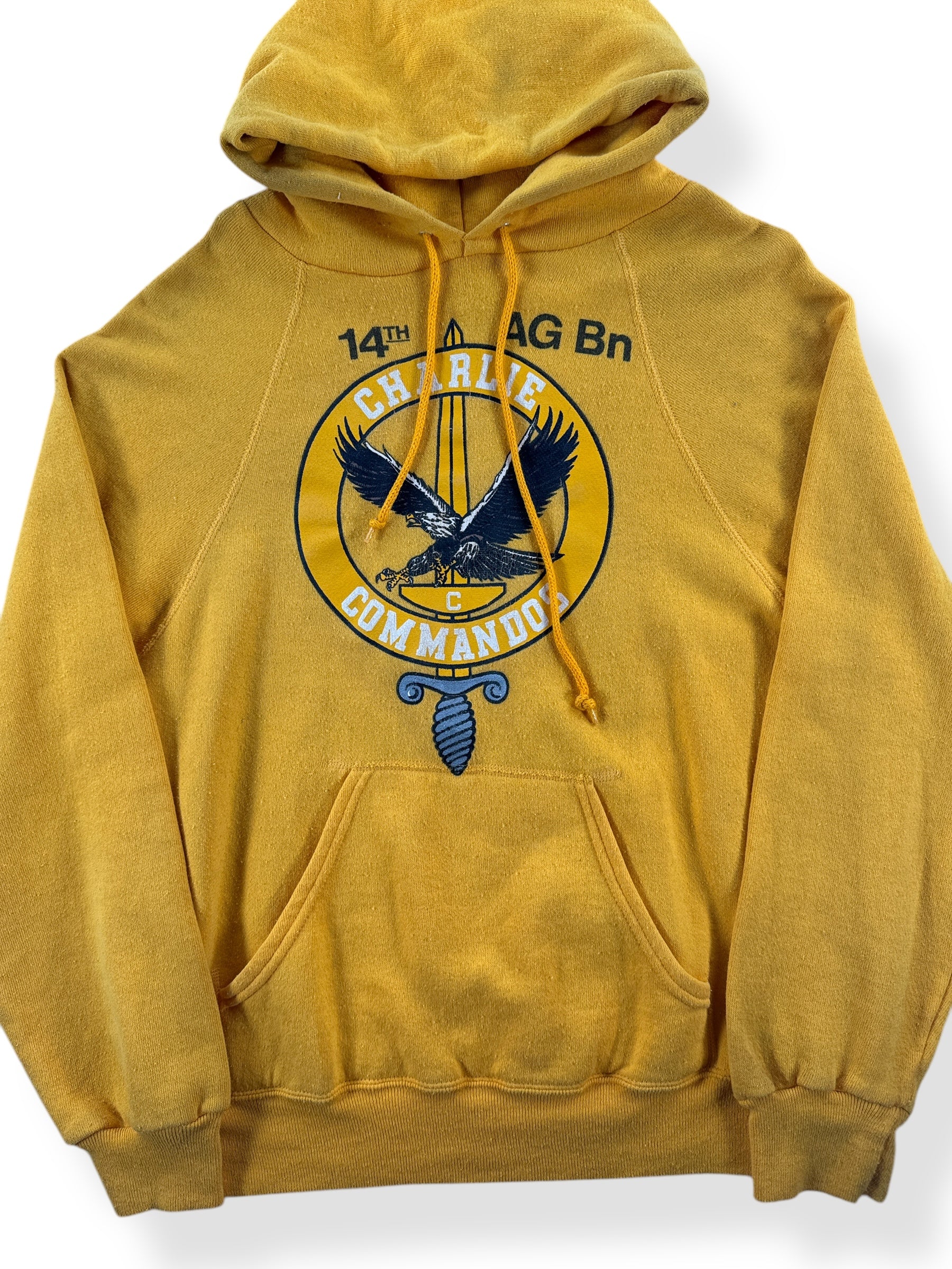 Front Close Up of Vintage Yellow Commanders Hoodie SZ M
