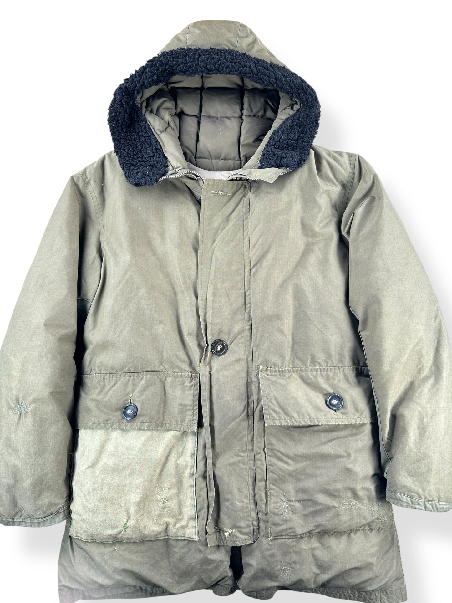 Front Close Up of Vintage Eddie Bauer Down Blizzard Proof Green Parka SZ M