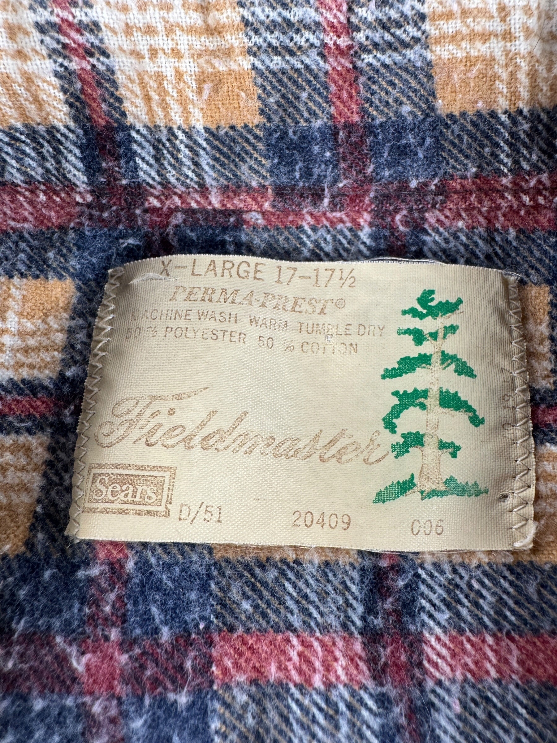 Tag on Vintage Fieldmaster Printed Flannel SZ XL