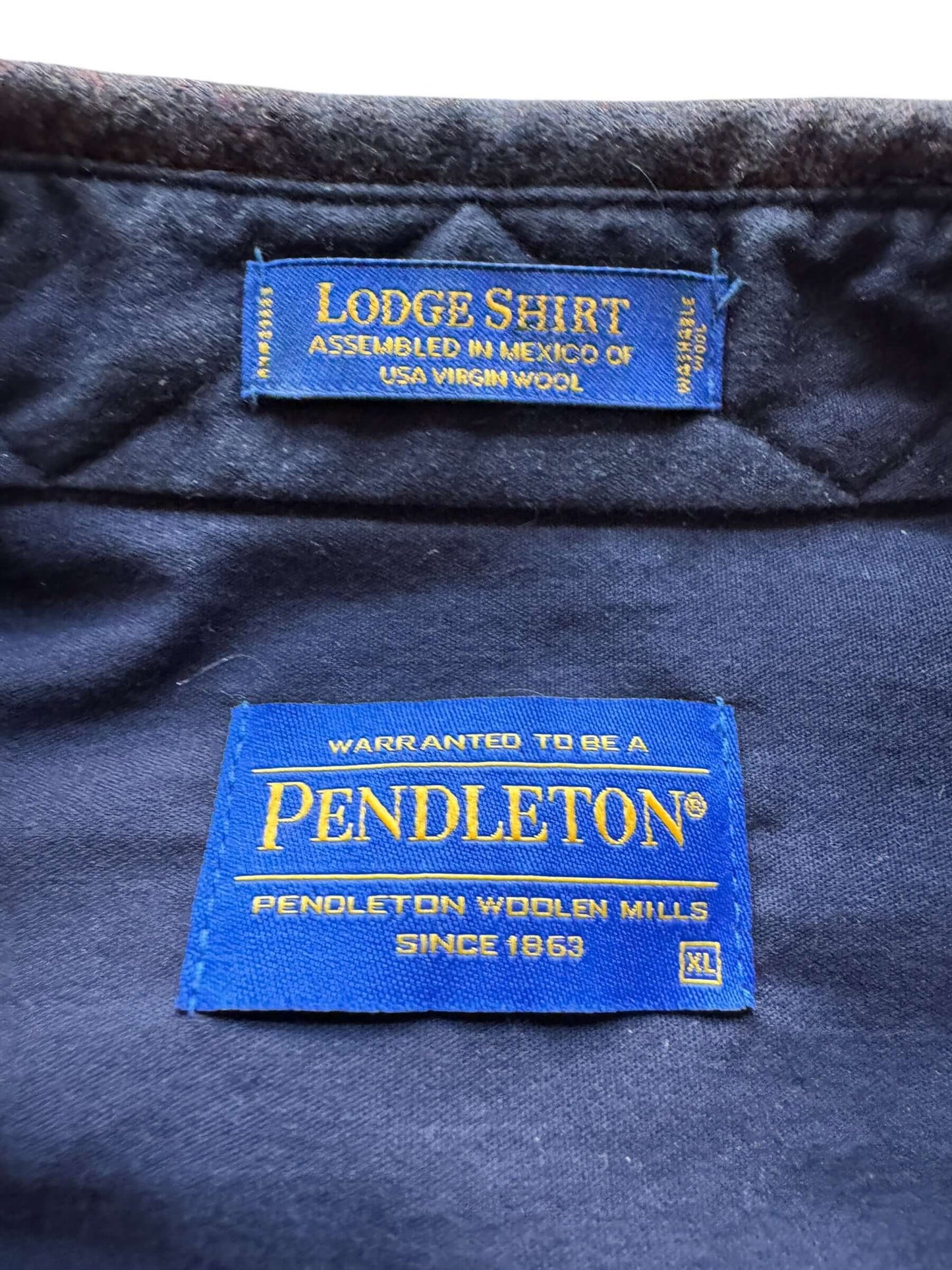 tag of Vintage Pendleton Shadowyplaid Lodge Shirt Flannel SZ XL